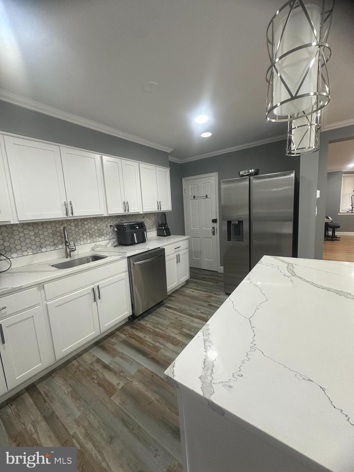 EDNOR GARDENS - LAKESIDE - Residential