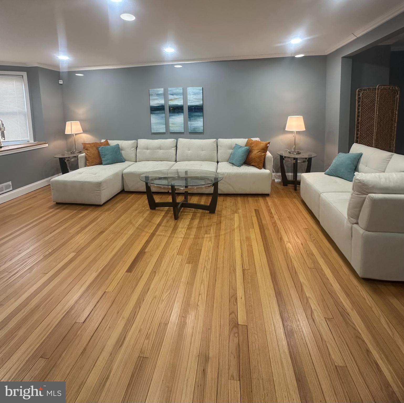 EDNOR GARDENS - LAKESIDE - Residential