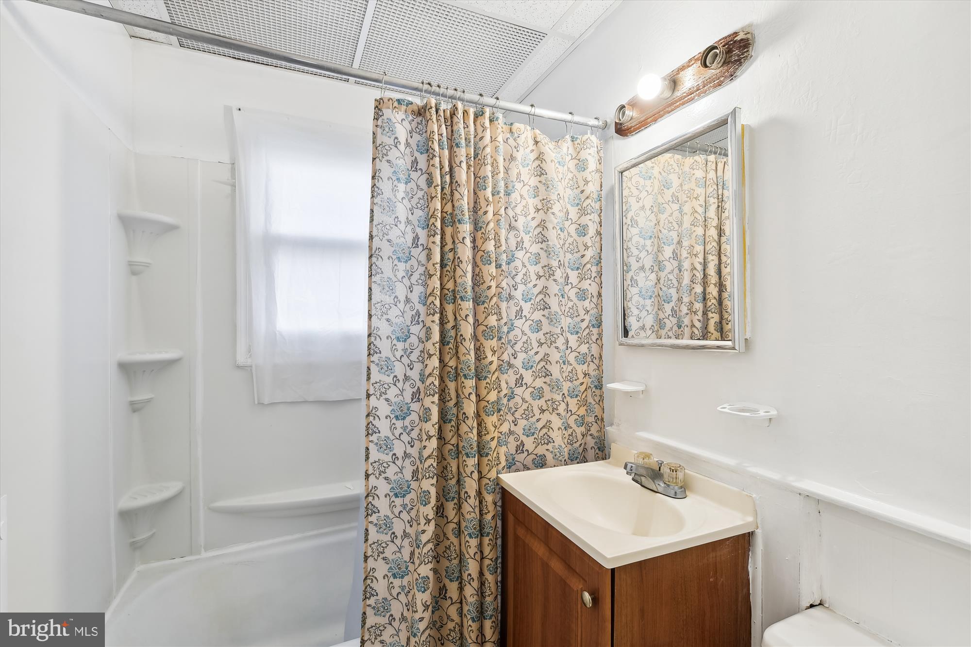 EASTPORT - Residential