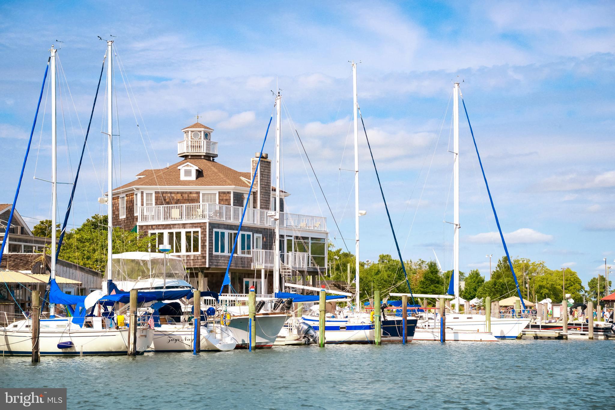 FISHERS COVE - Residential