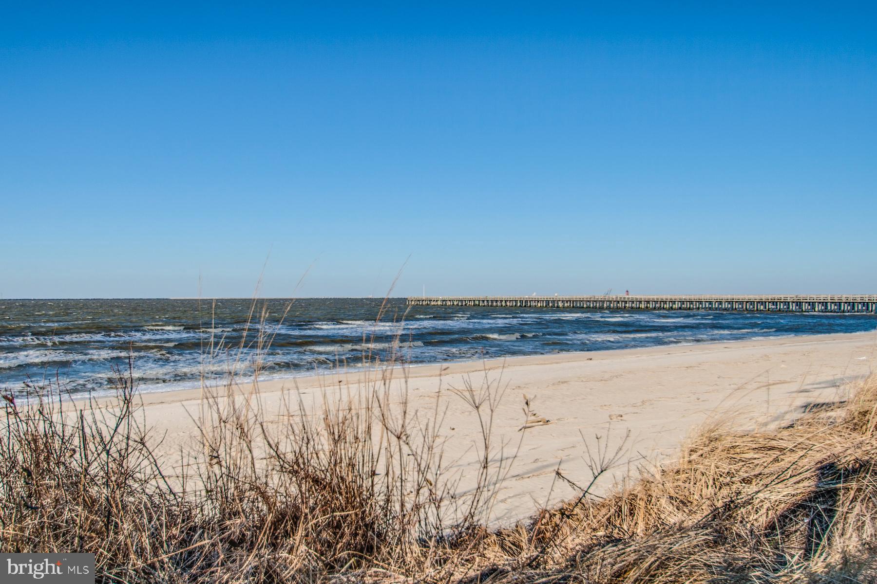 FISHERS COVE - Residential