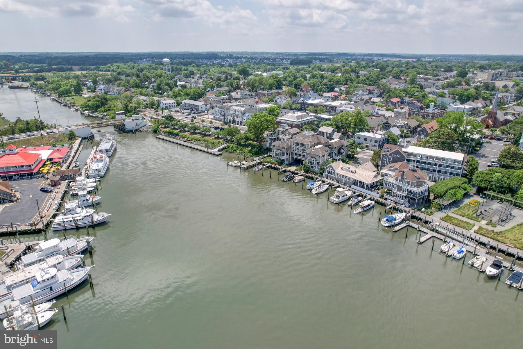 FISHERS COVE - Residential