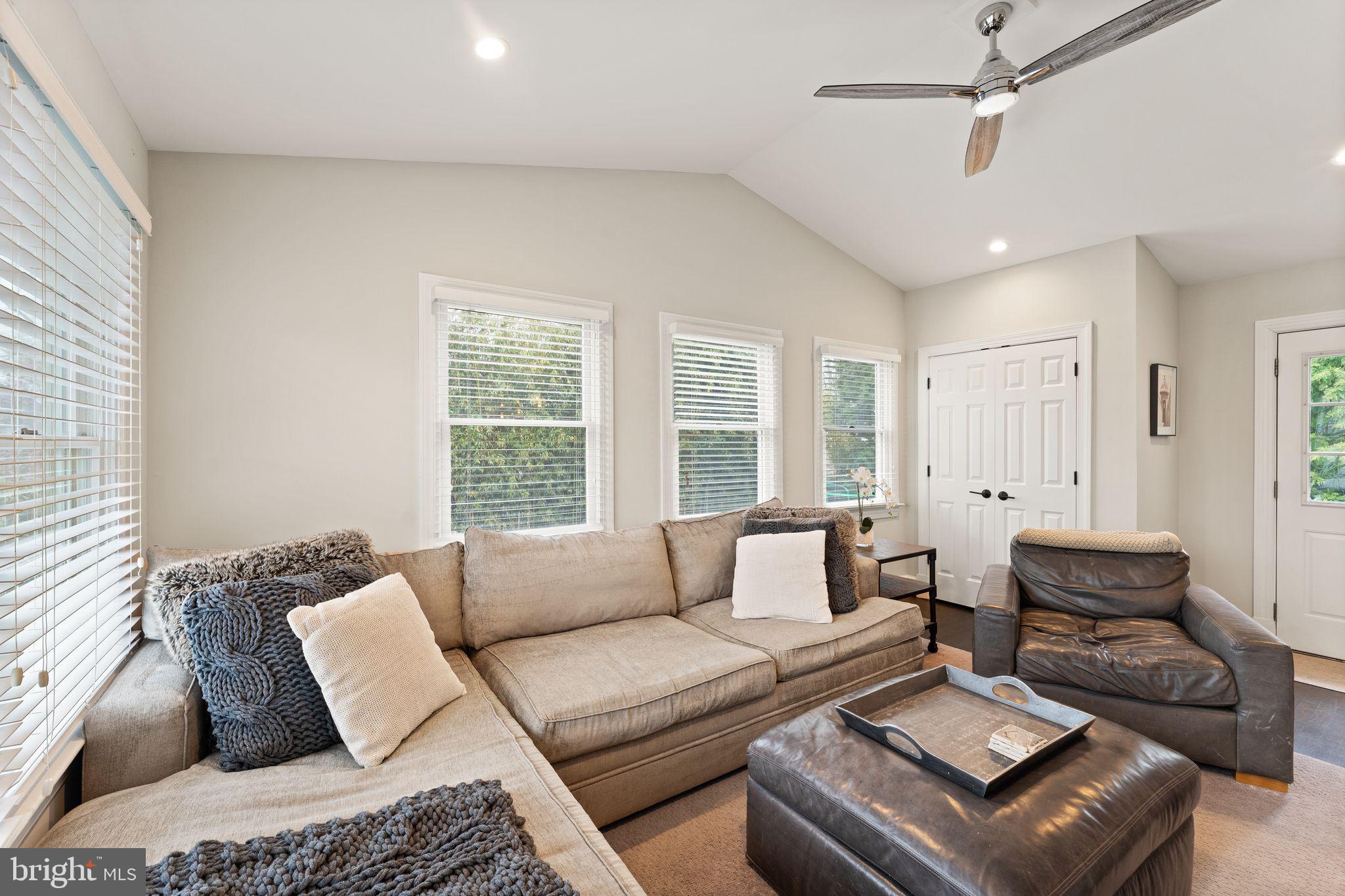 CHERRYDALE - Residential