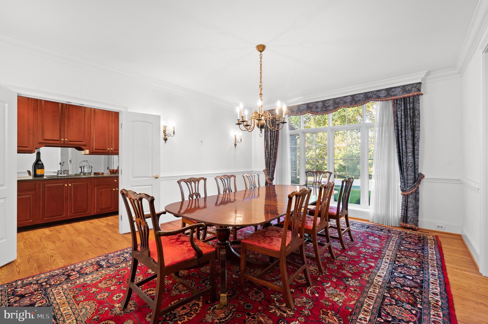 KNIGHTSBRIDGE - Residential