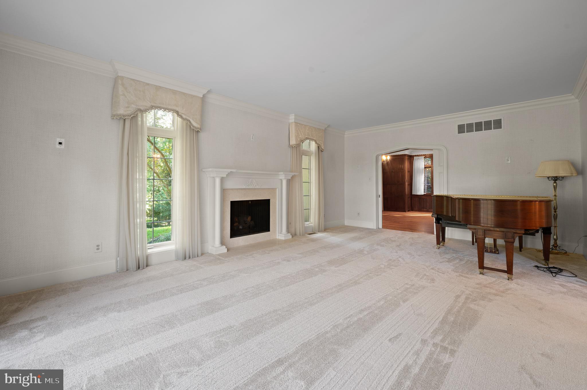 KNIGHTSBRIDGE - Residential