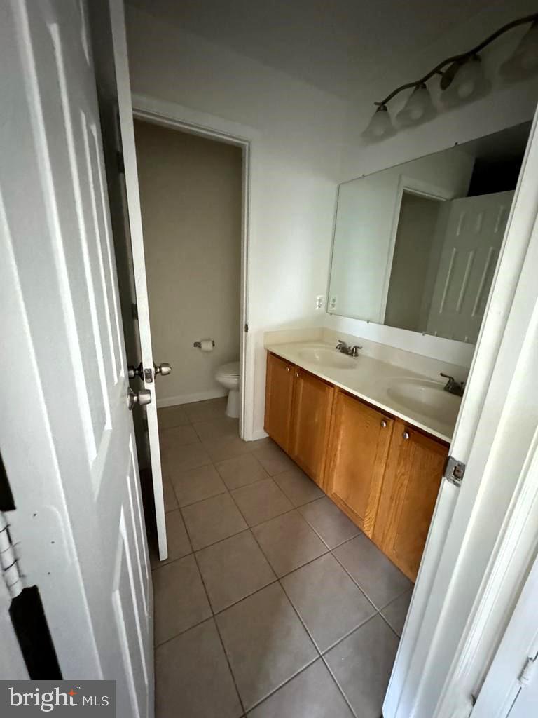FAIRBROOK - Residential Lease
