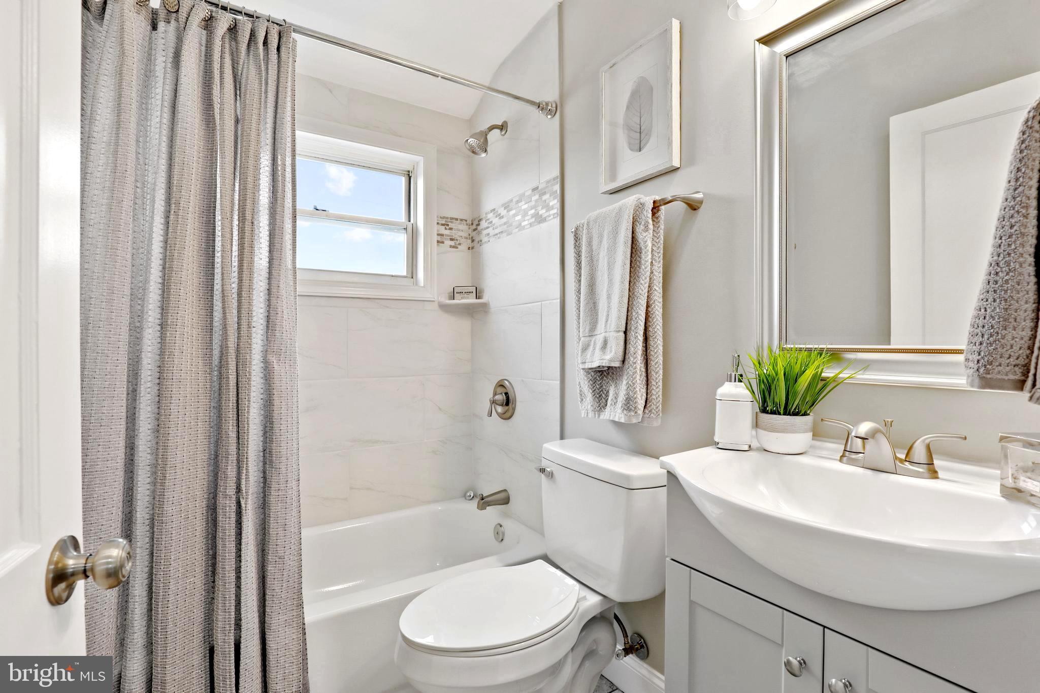 WEST INVERNESS - Residential