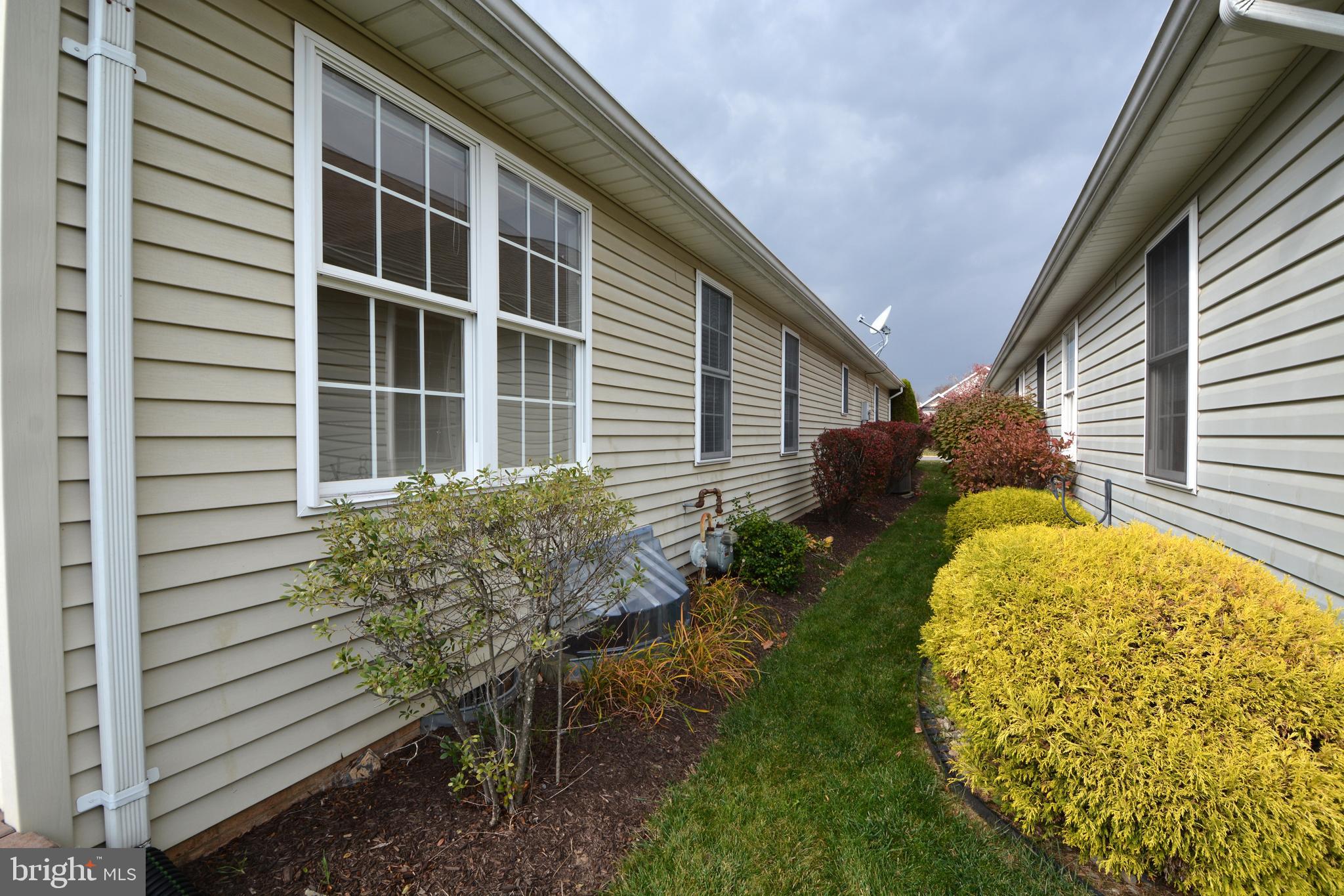 WILLOW LAWN COTTAGES - Residential