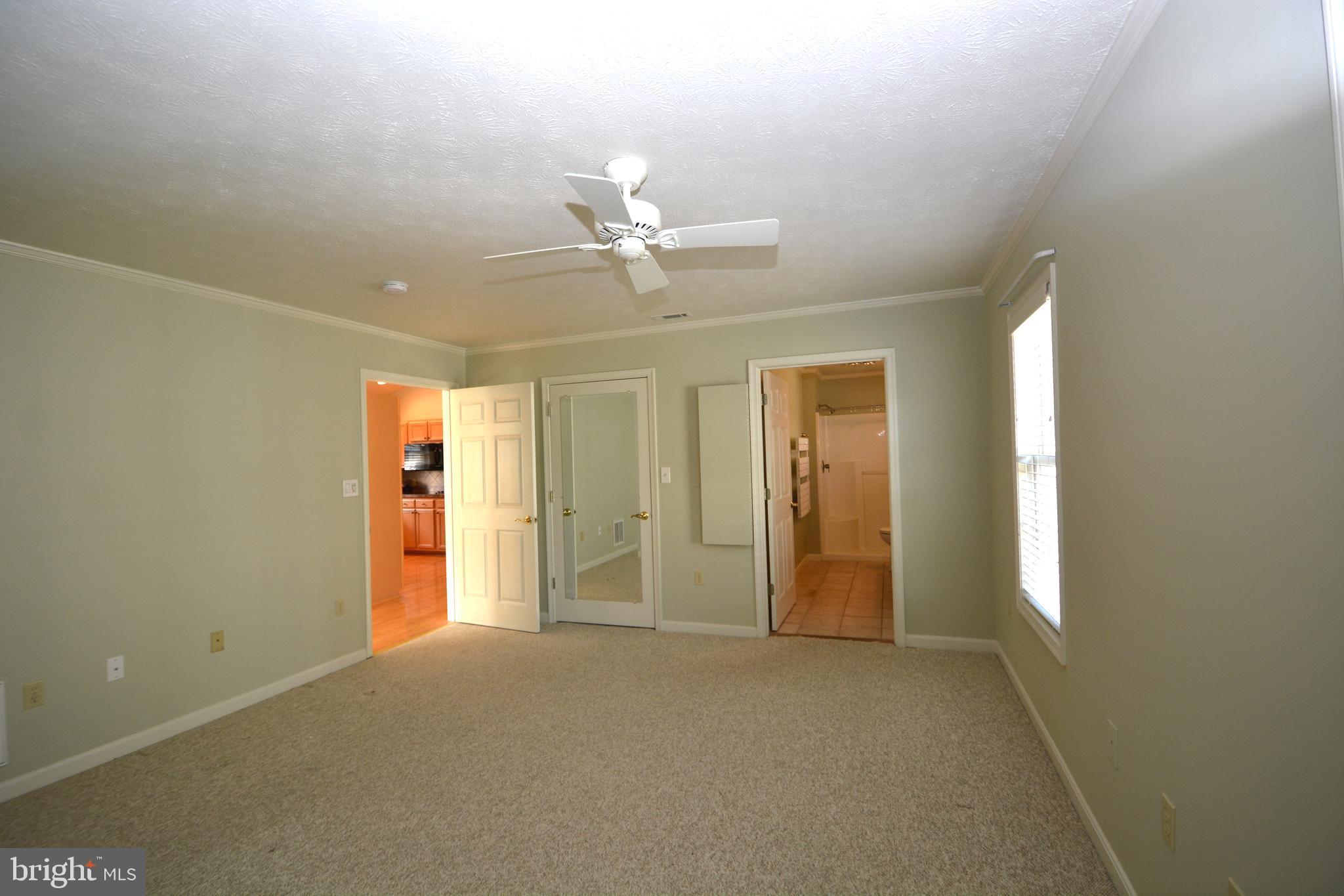 WILLOW LAWN COTTAGES - Residential