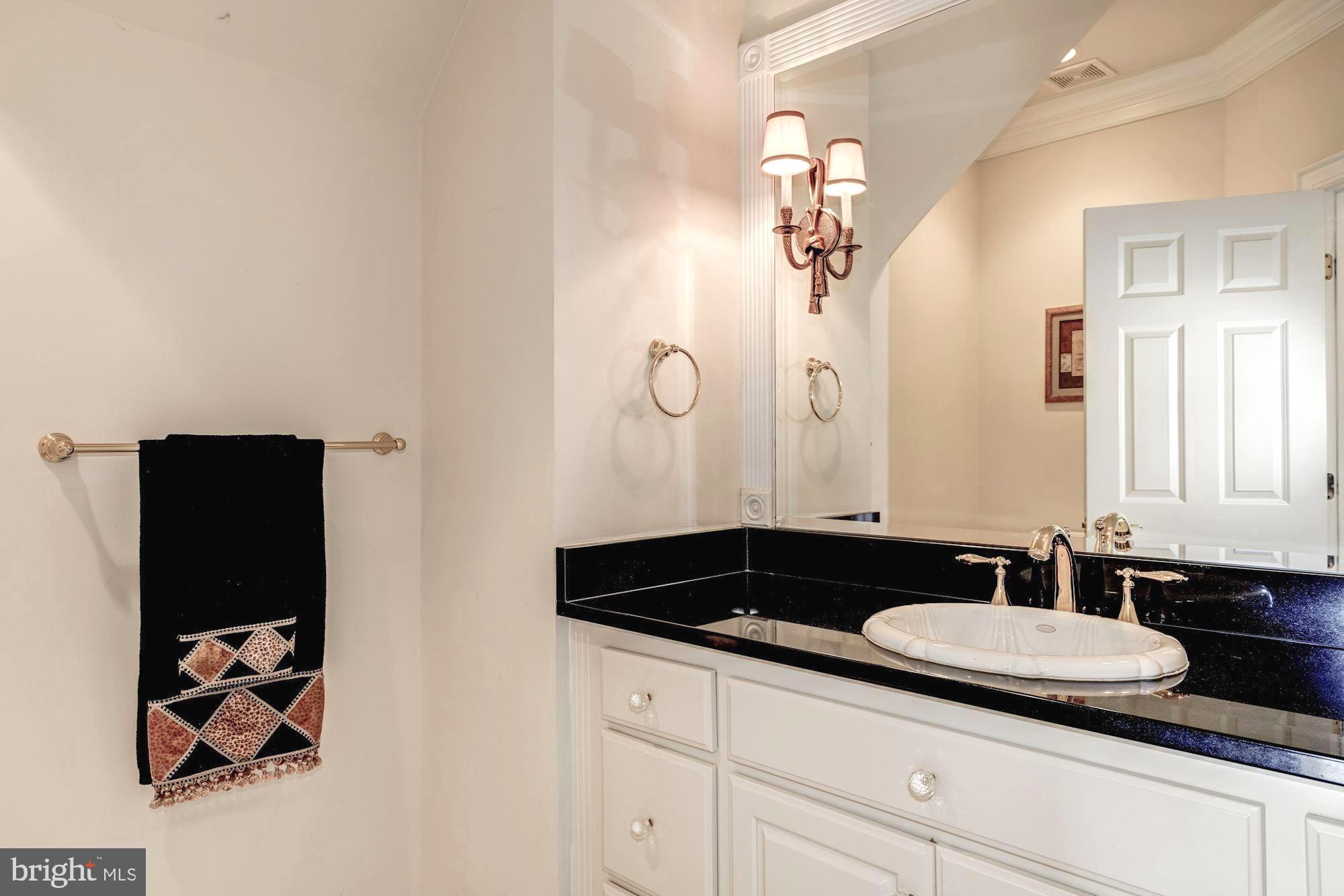 SENECA HIGHLANDS - Residential