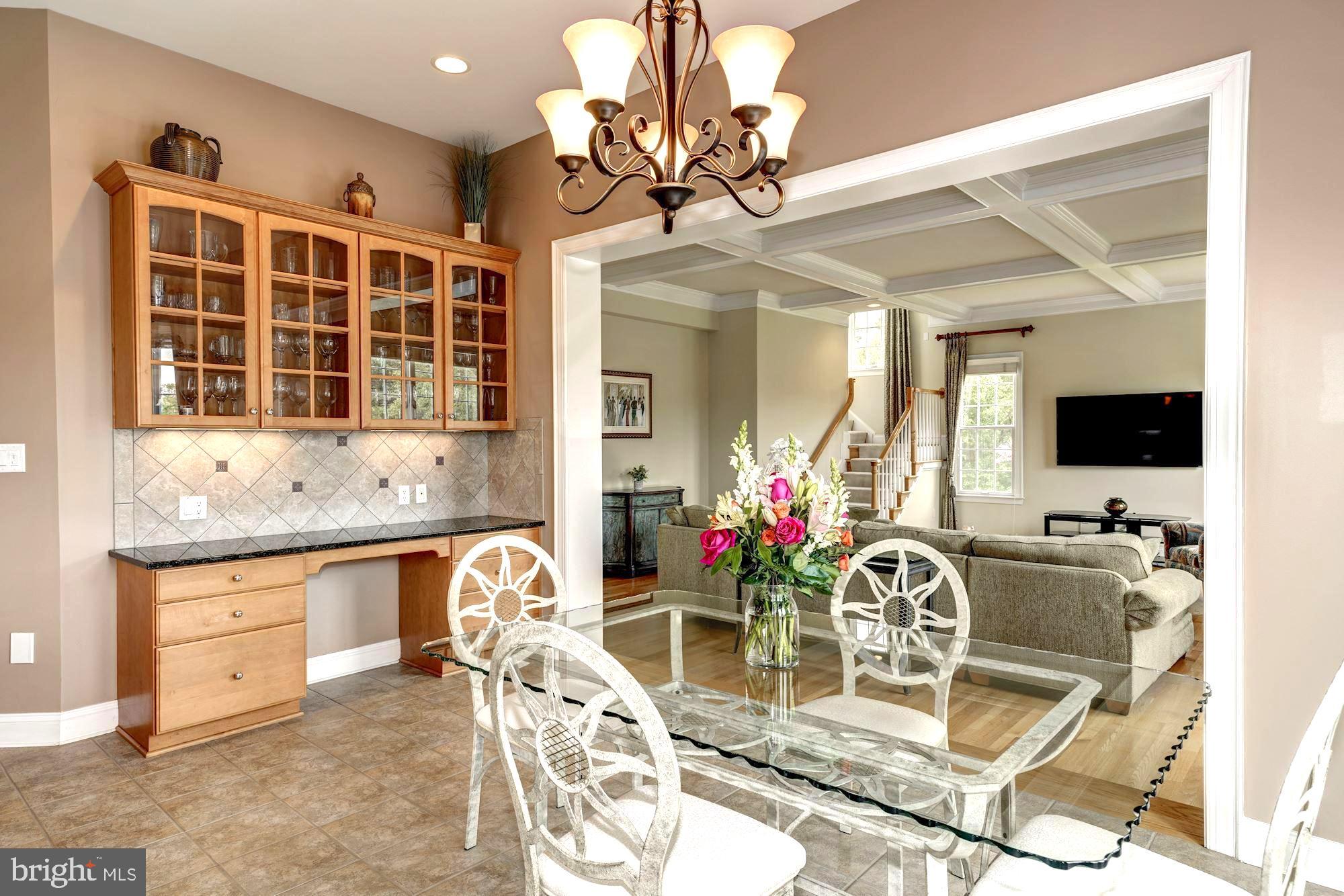 SENECA HIGHLANDS - Residential