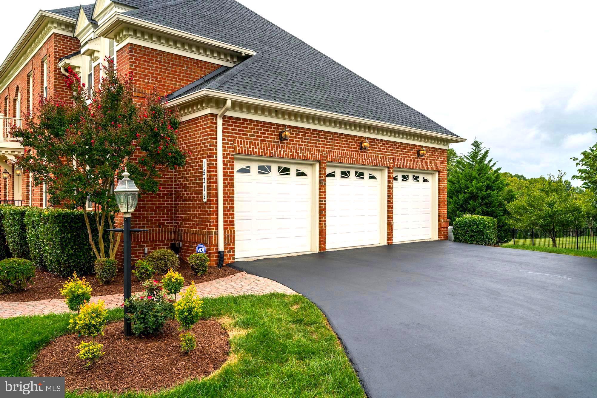 SENECA HIGHLANDS - Residential