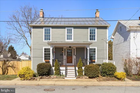 1 E Pennsylvania Avenue, Walkersville, MD MLS: MDFR2058734