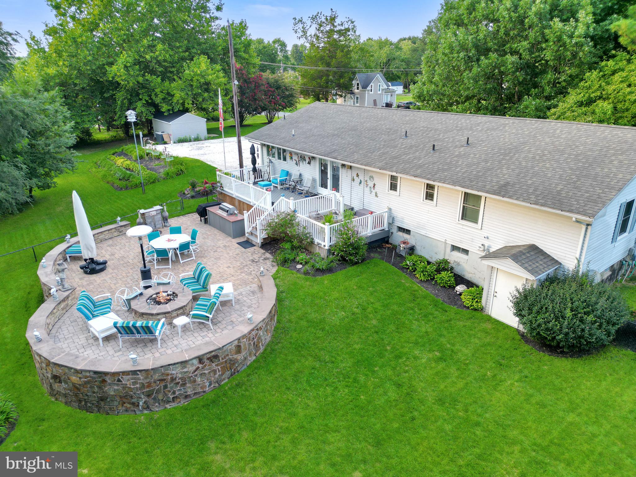 512 CORPORATION ROAD