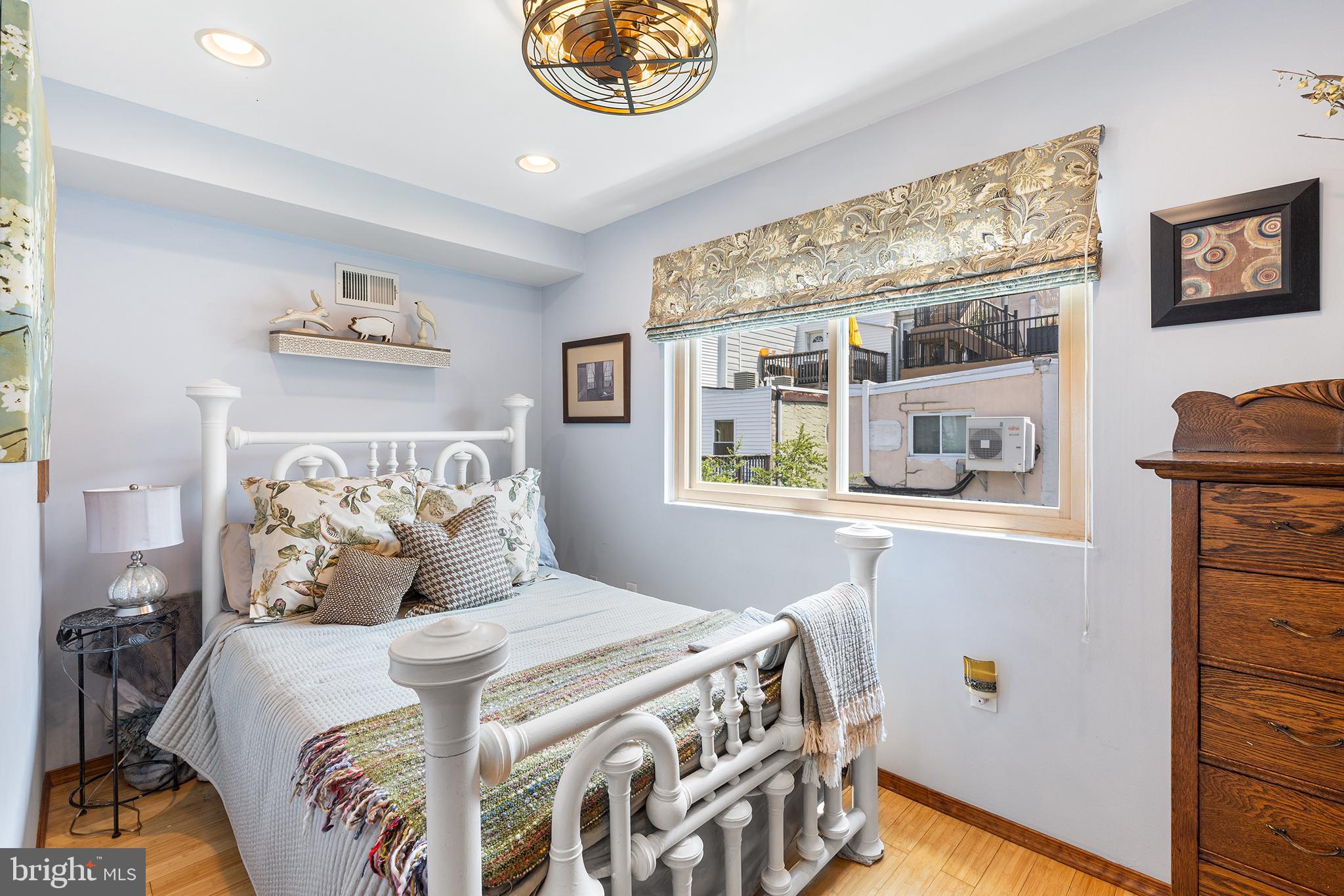 EAST PASSYUNK CROSSING - Residential