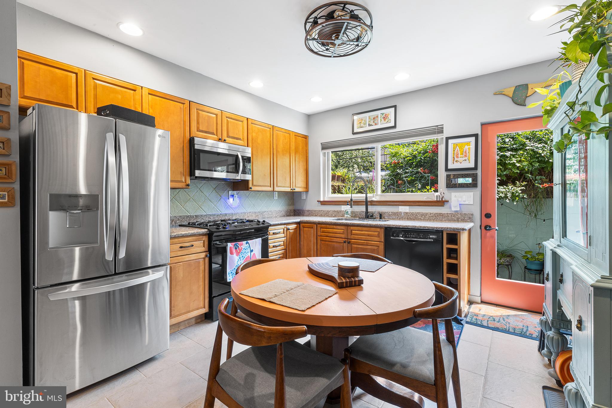 EAST PASSYUNK CROSSING - Residential