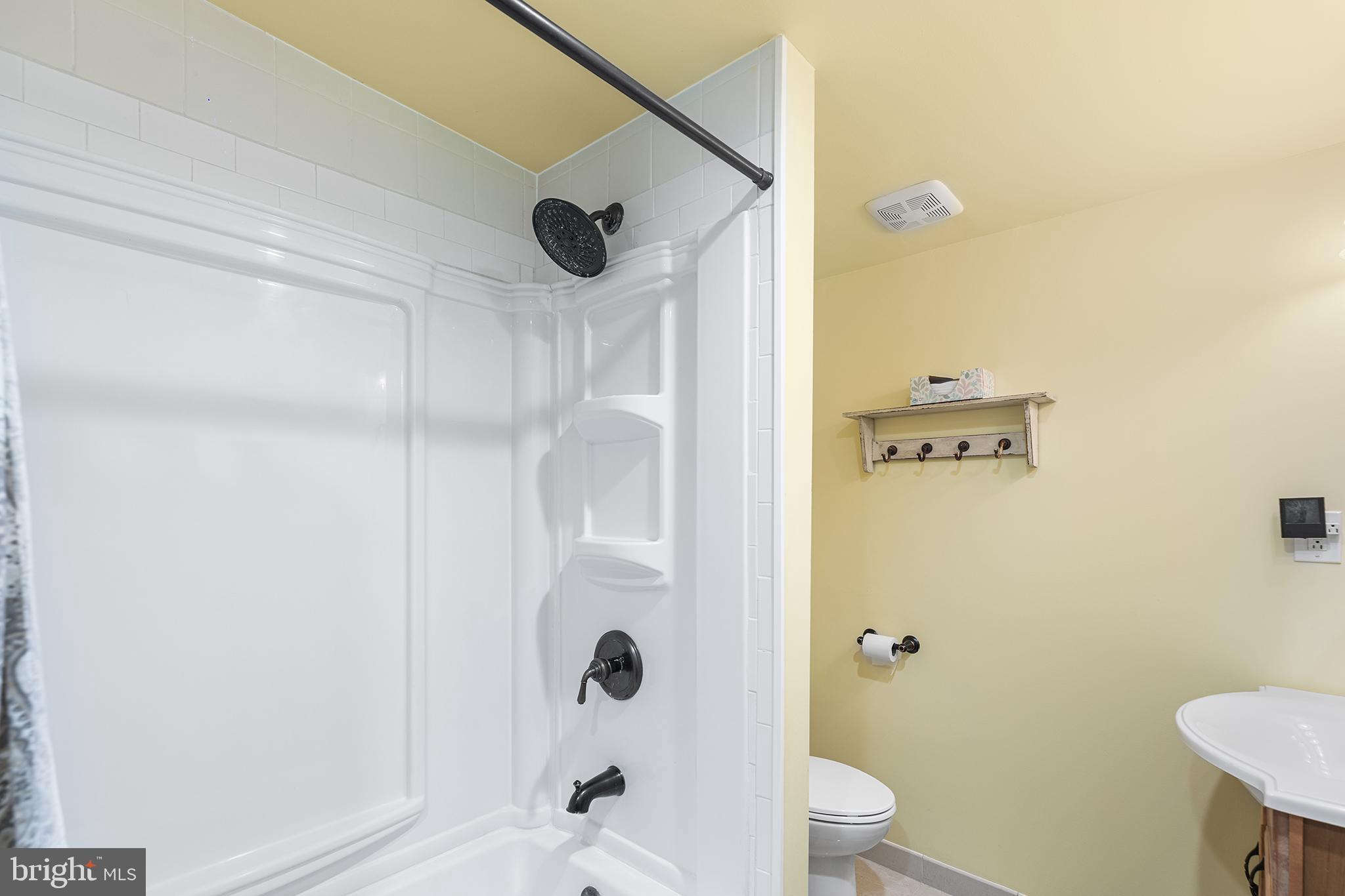 EAST PASSYUNK CROSSING - Residential