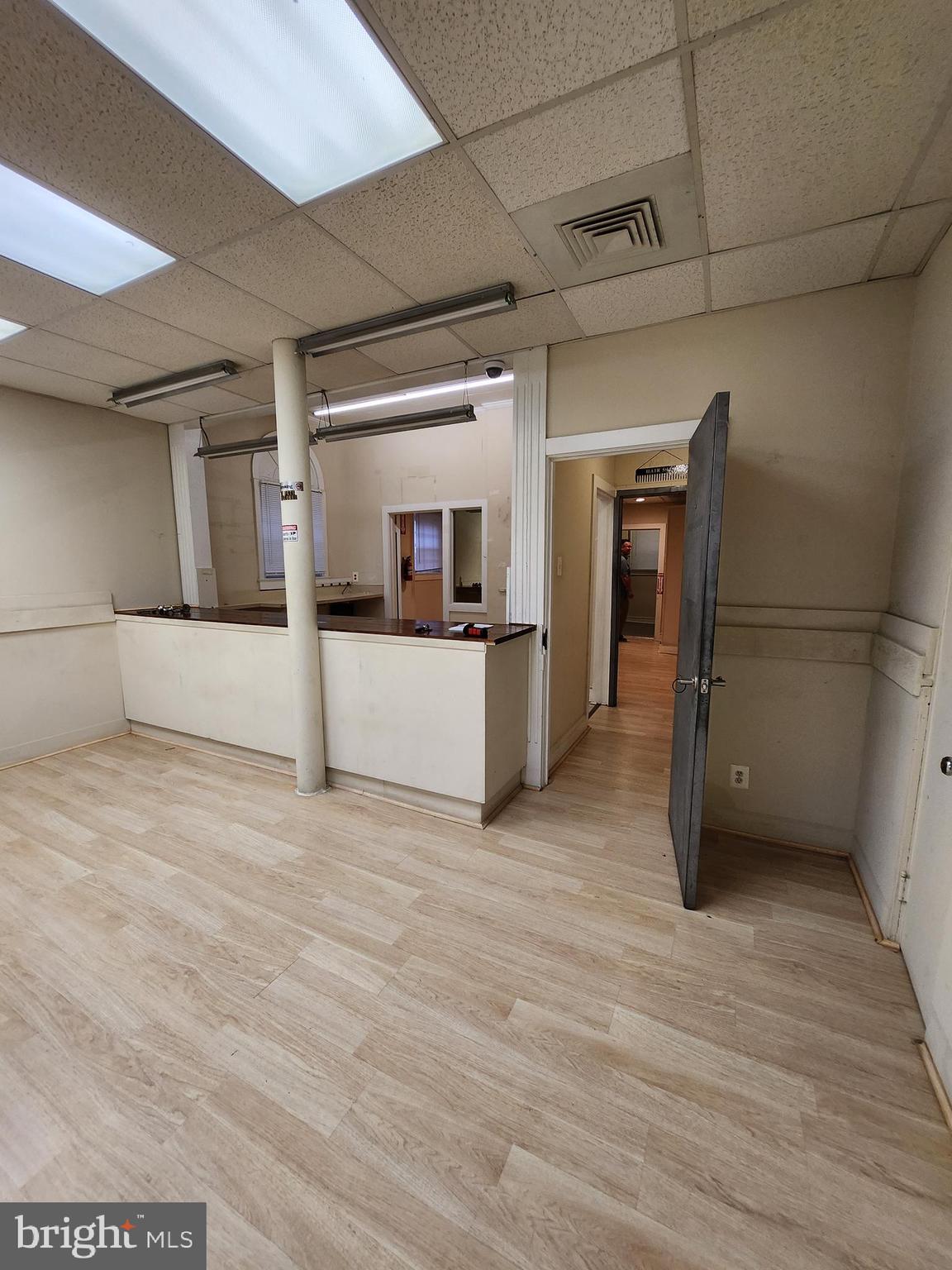 2979 YORKSHIP SQUARE