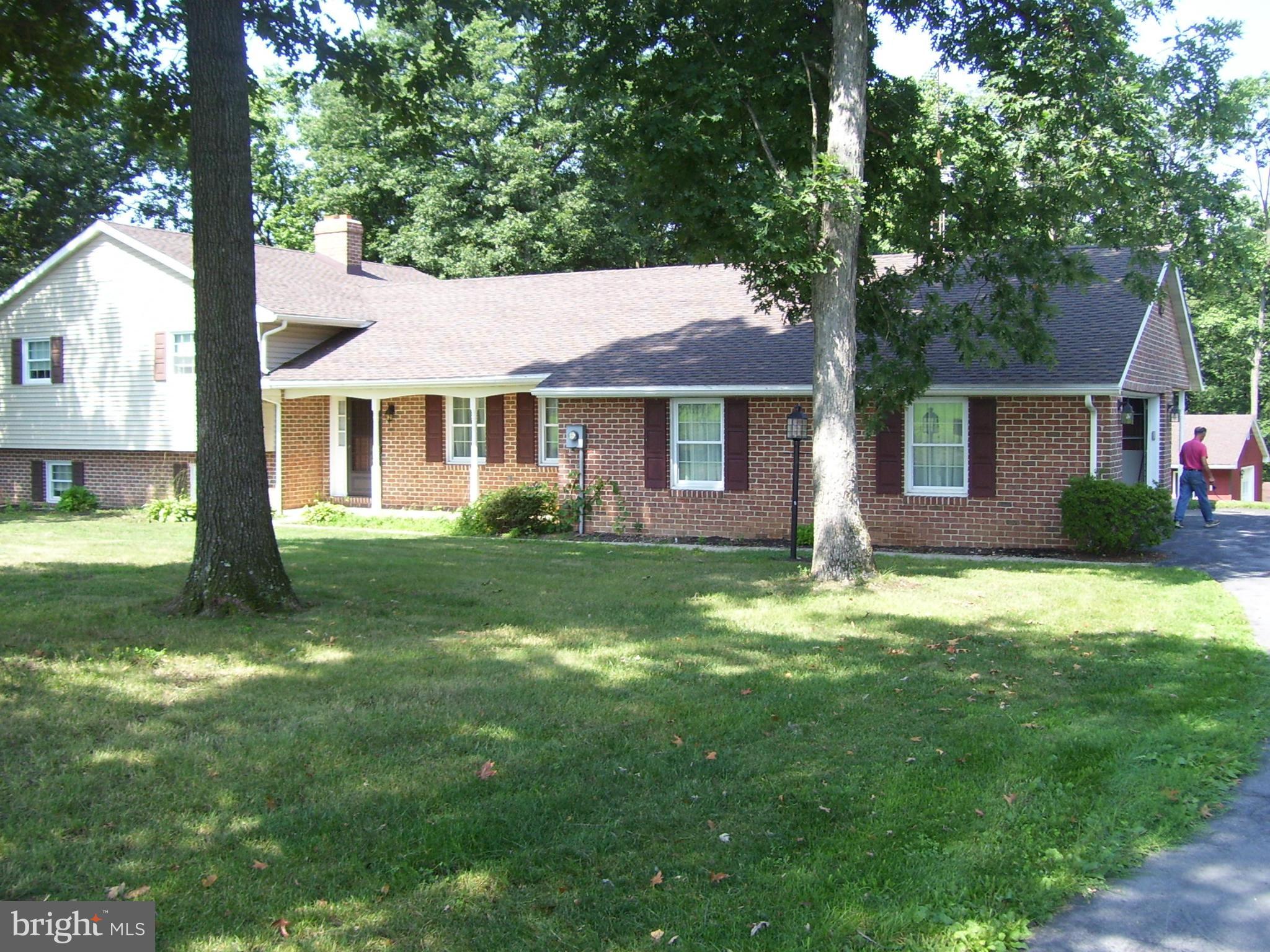NORTH NEWTON - Residential