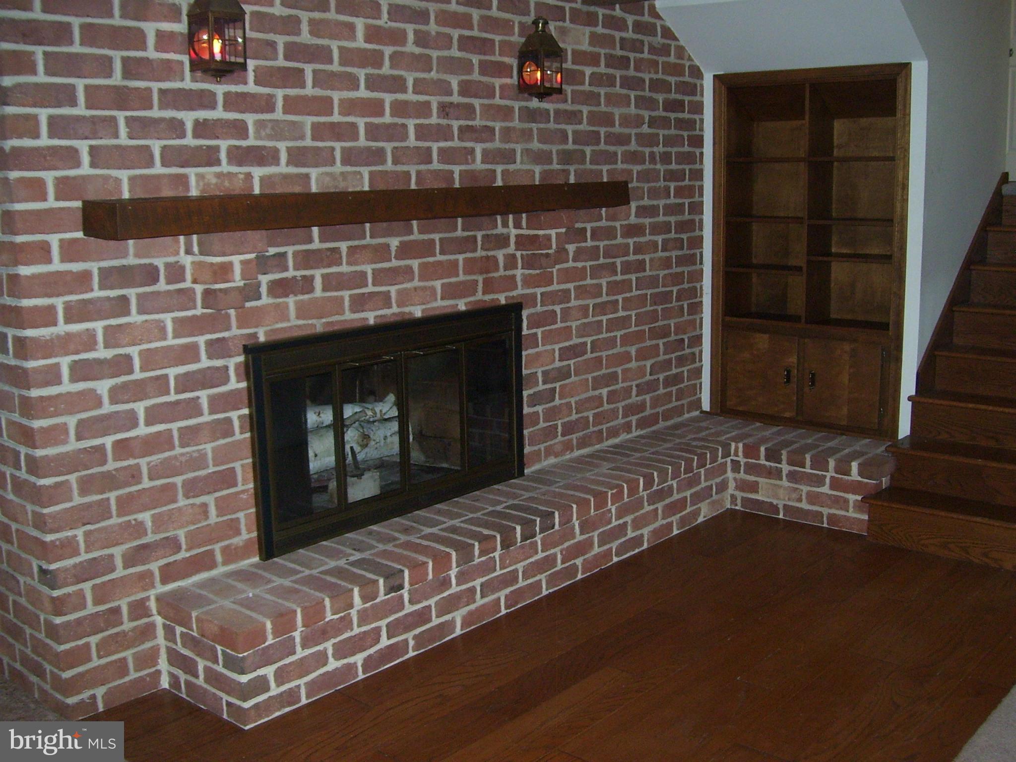 NORTH NEWTON - Residential