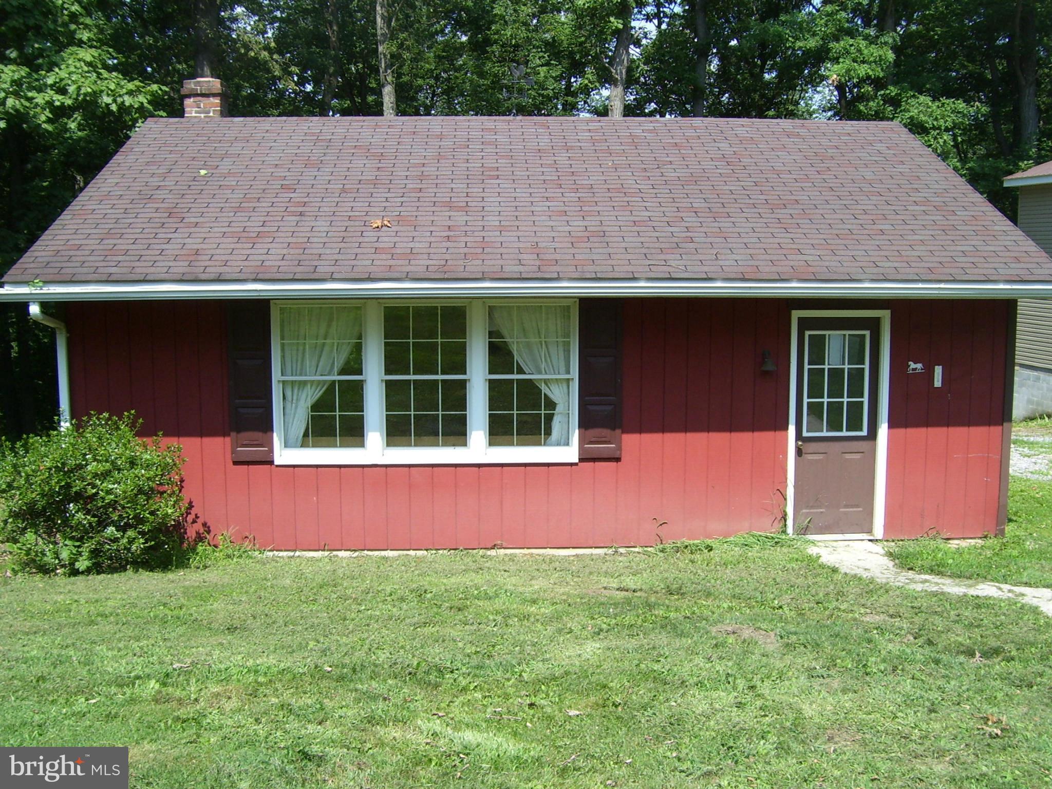NORTH NEWTON - Residential