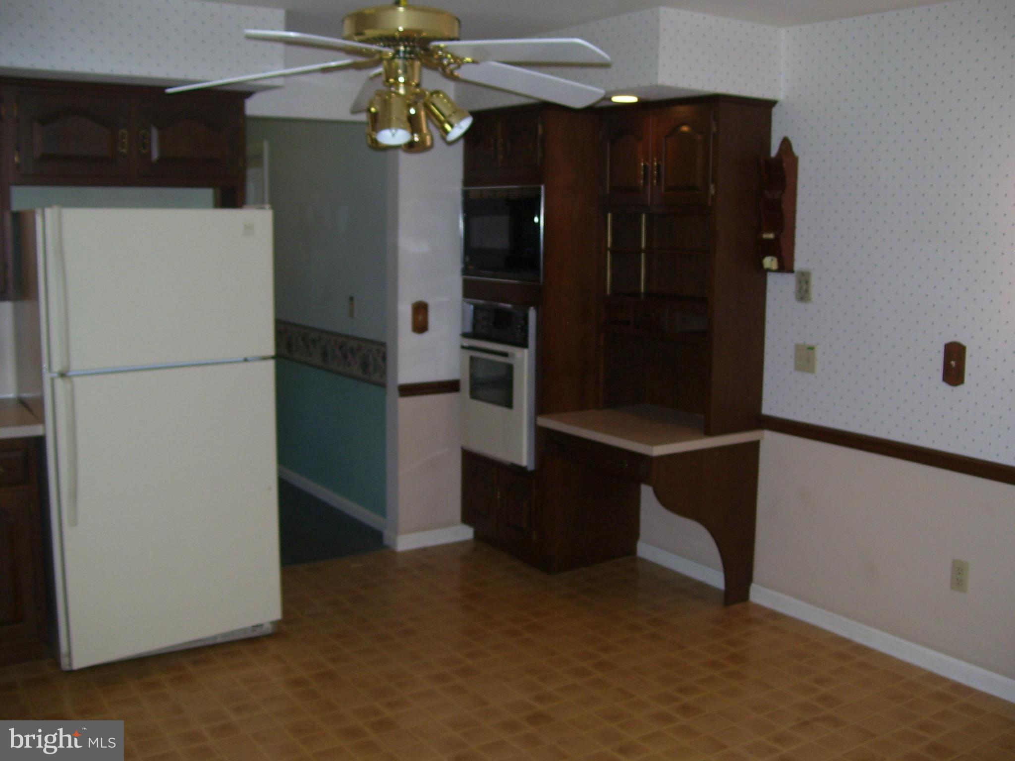 NORTH NEWTON - Residential