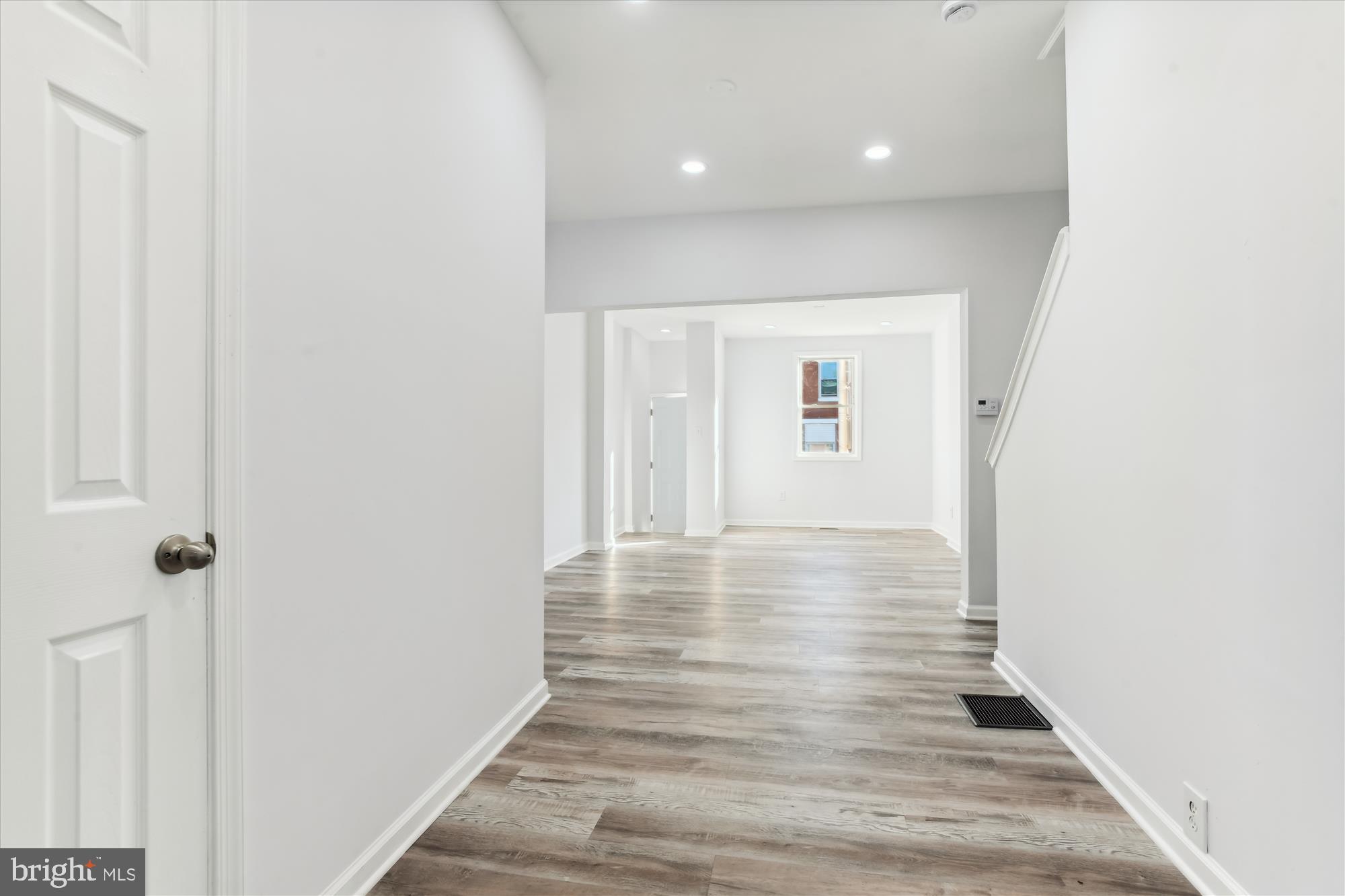 MADISON EASTEND - Residential Lease