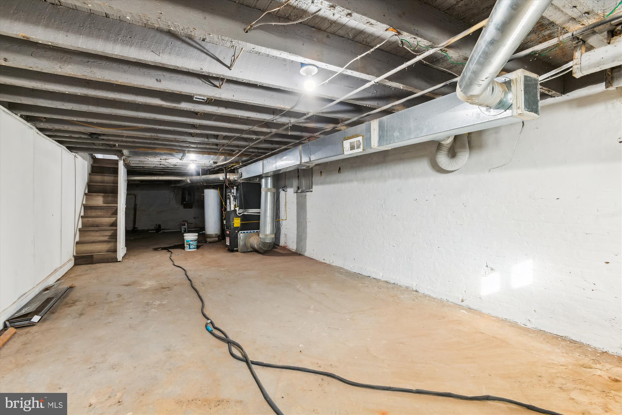 MADISON EASTEND - Residential Lease
