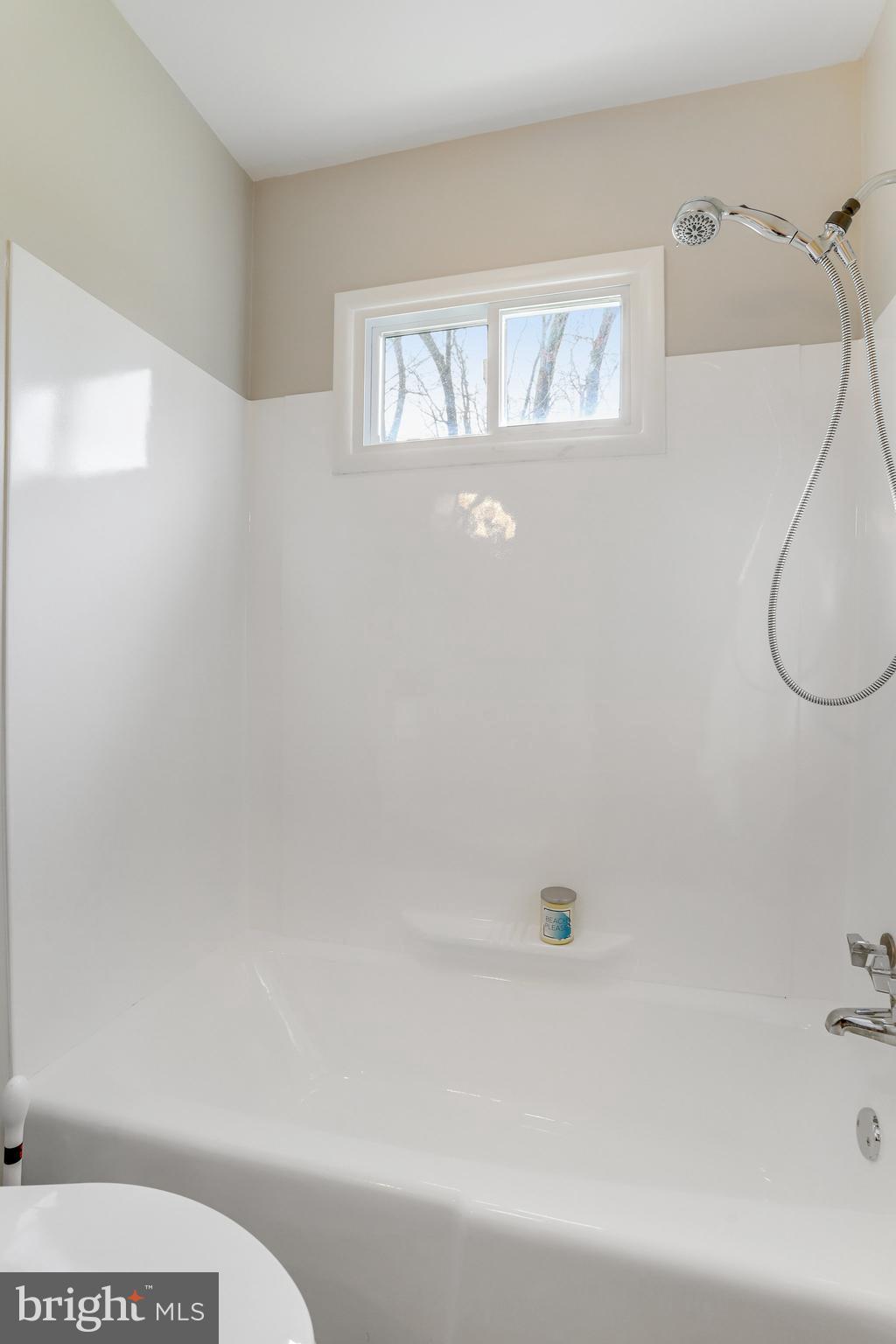 COLLINGWOOD SPRINGS - Residential