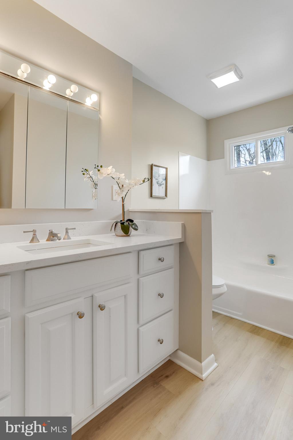 COLLINGWOOD SPRINGS - Residential