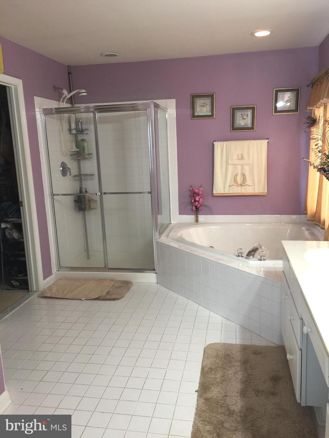 VISTA BROOKE - Residential