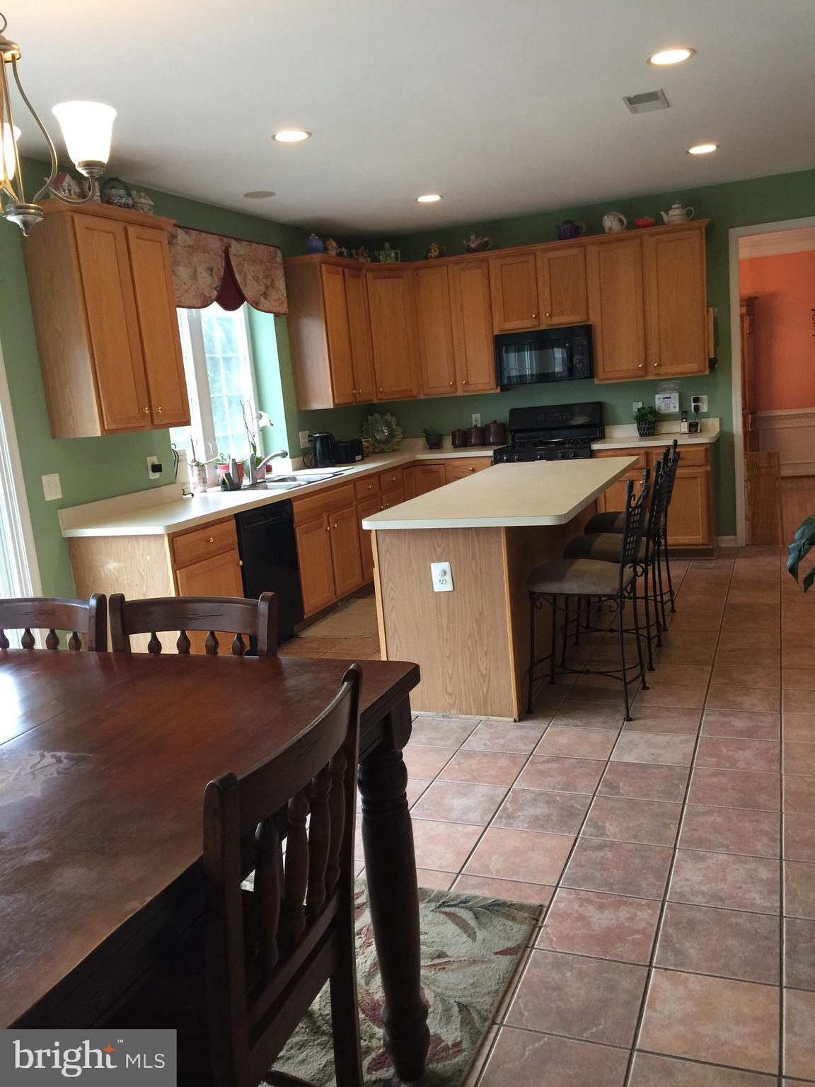 VISTA BROOKE - Residential