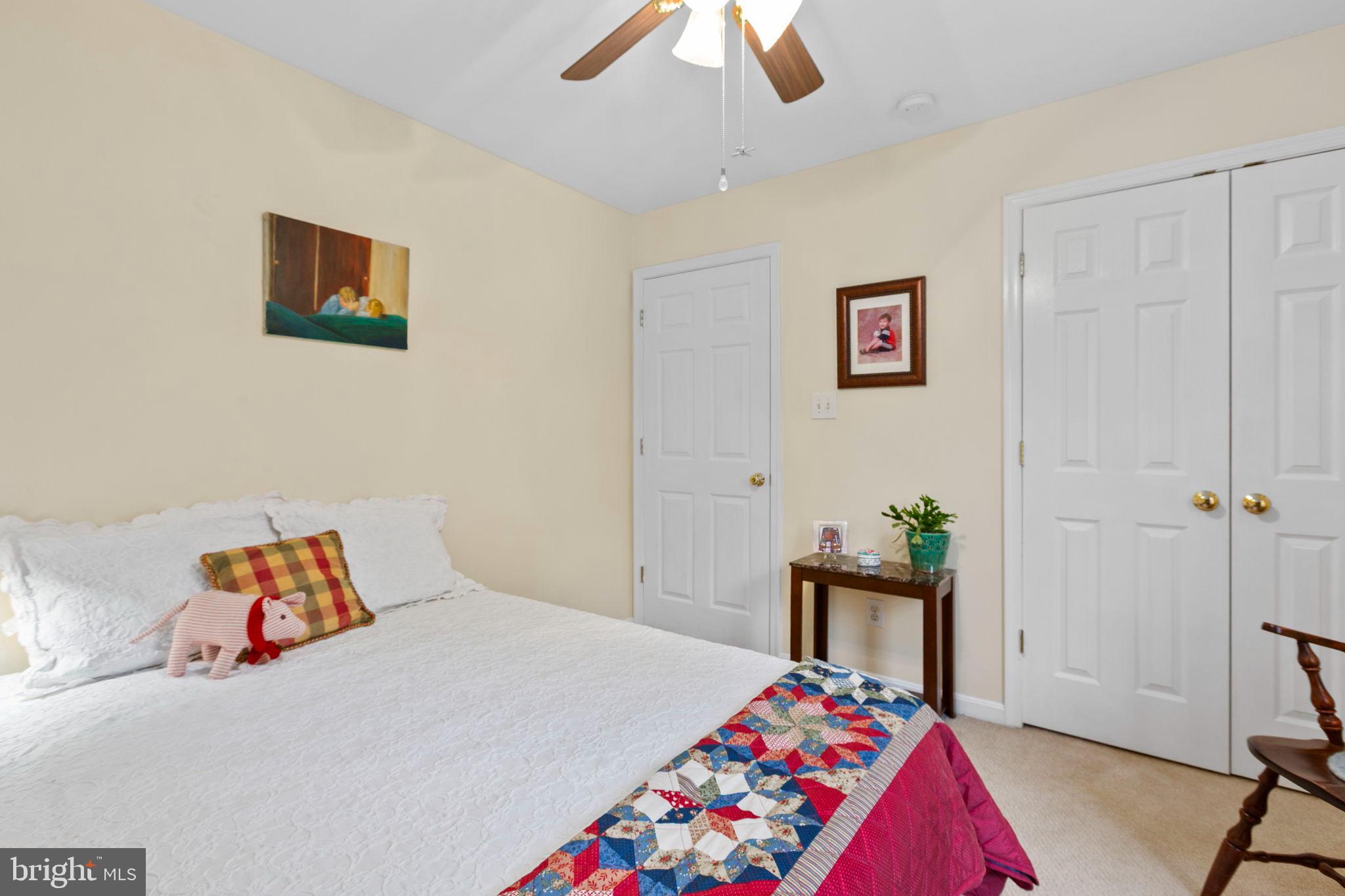 PRESIDENTIAL LAKES - Residential