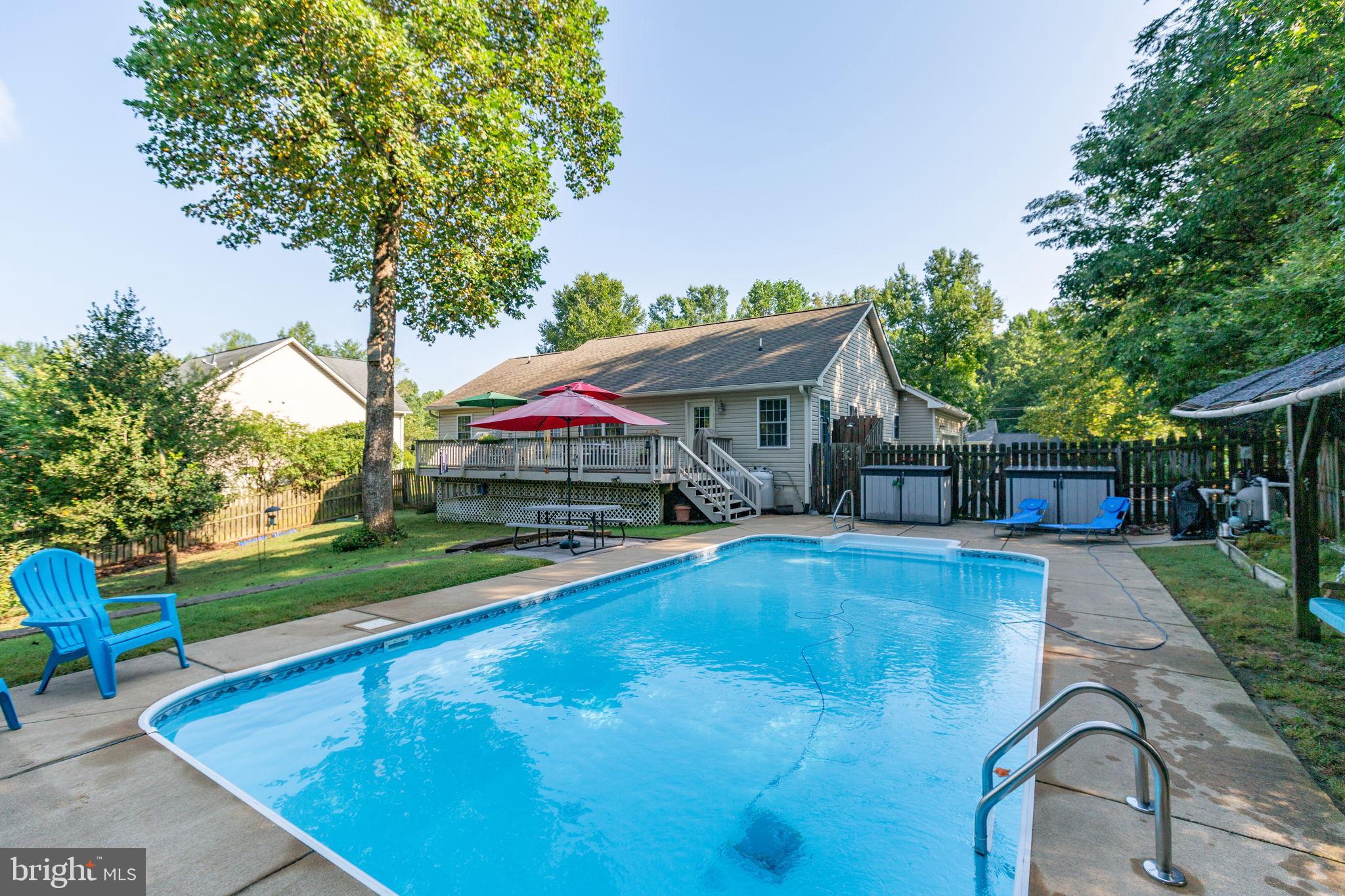 PRESIDENTIAL LAKES - Residential