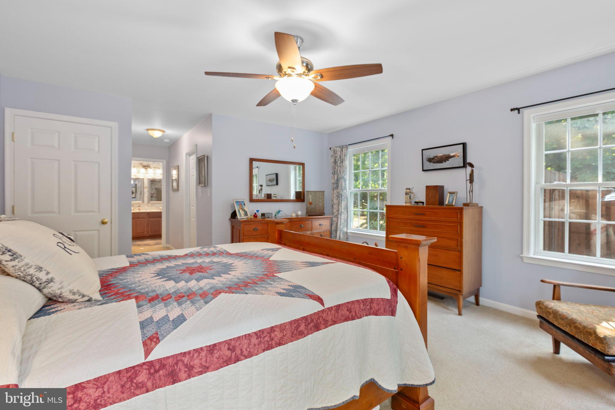 PRESIDENTIAL LAKES - Residential