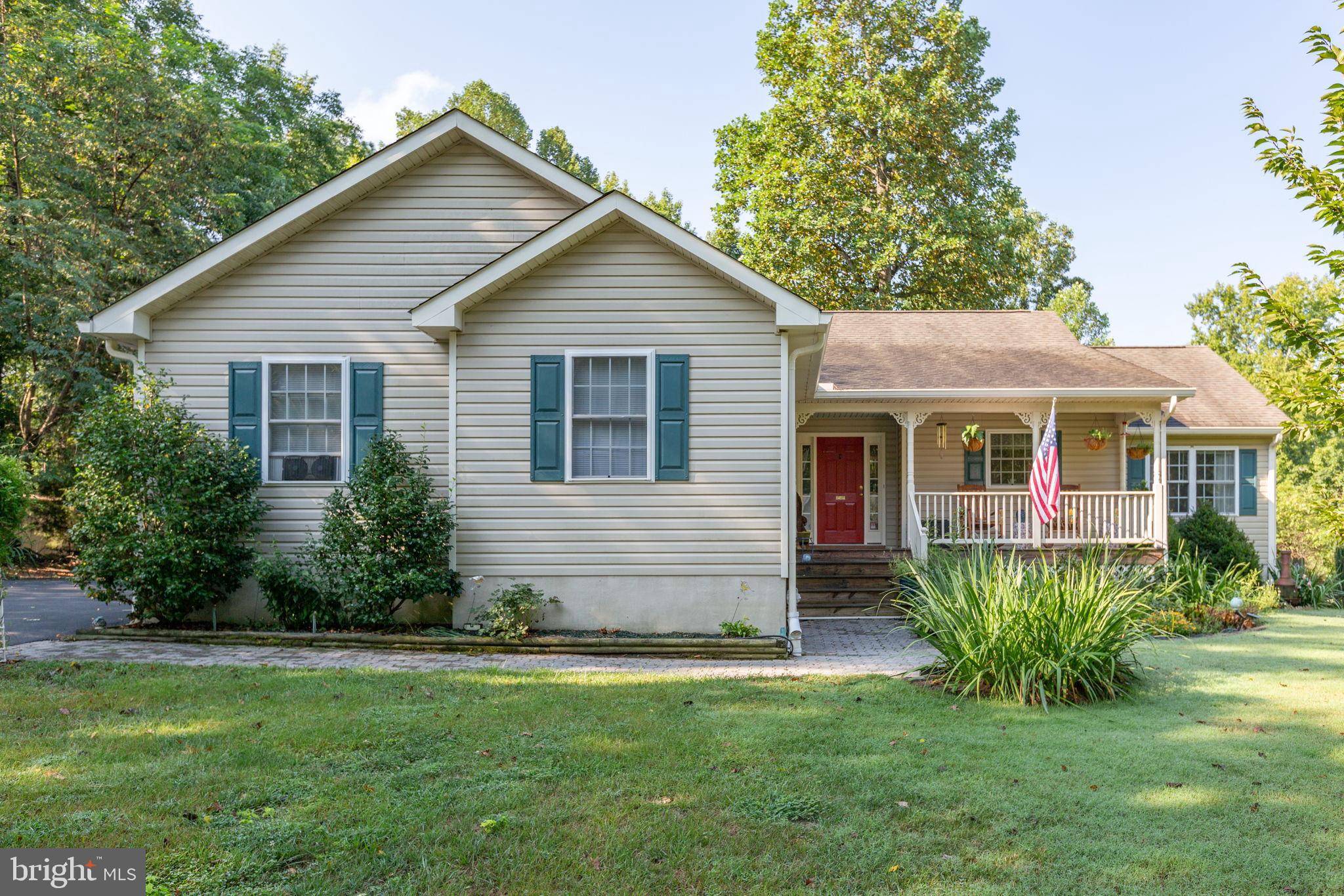 PRESIDENTIAL LAKES - Residential