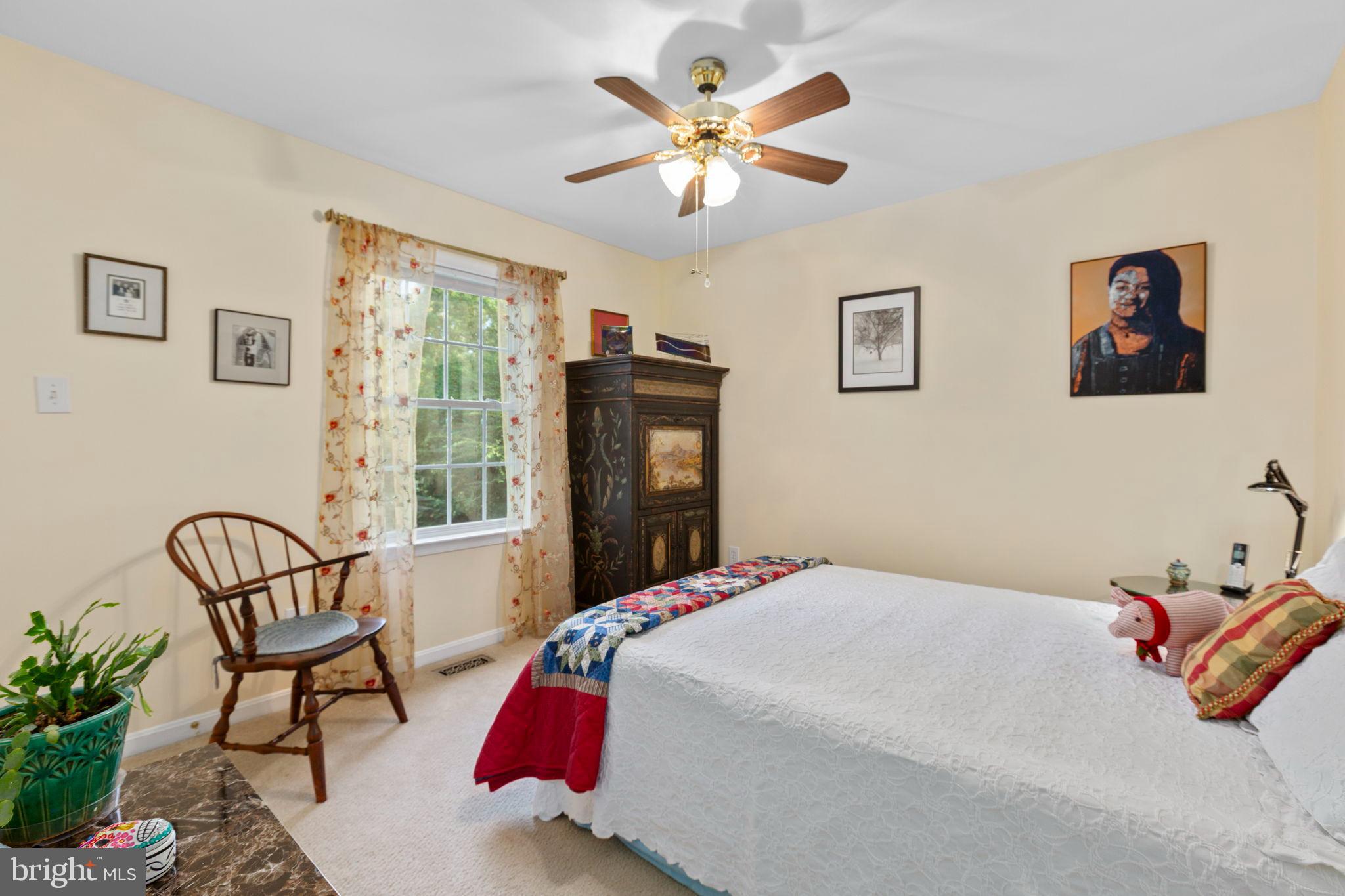 PRESIDENTIAL LAKES - Residential