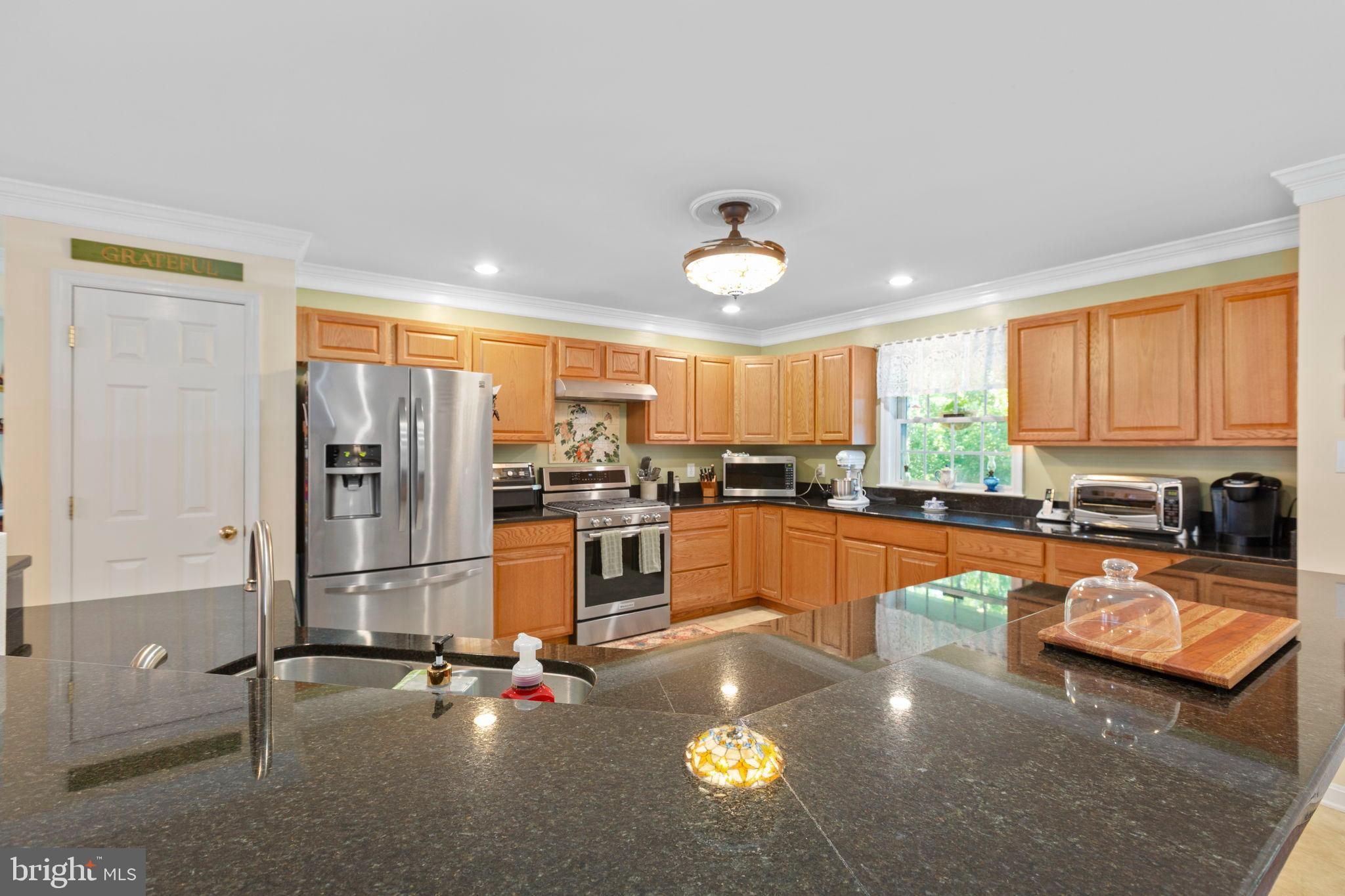 PRESIDENTIAL LAKES - Residential