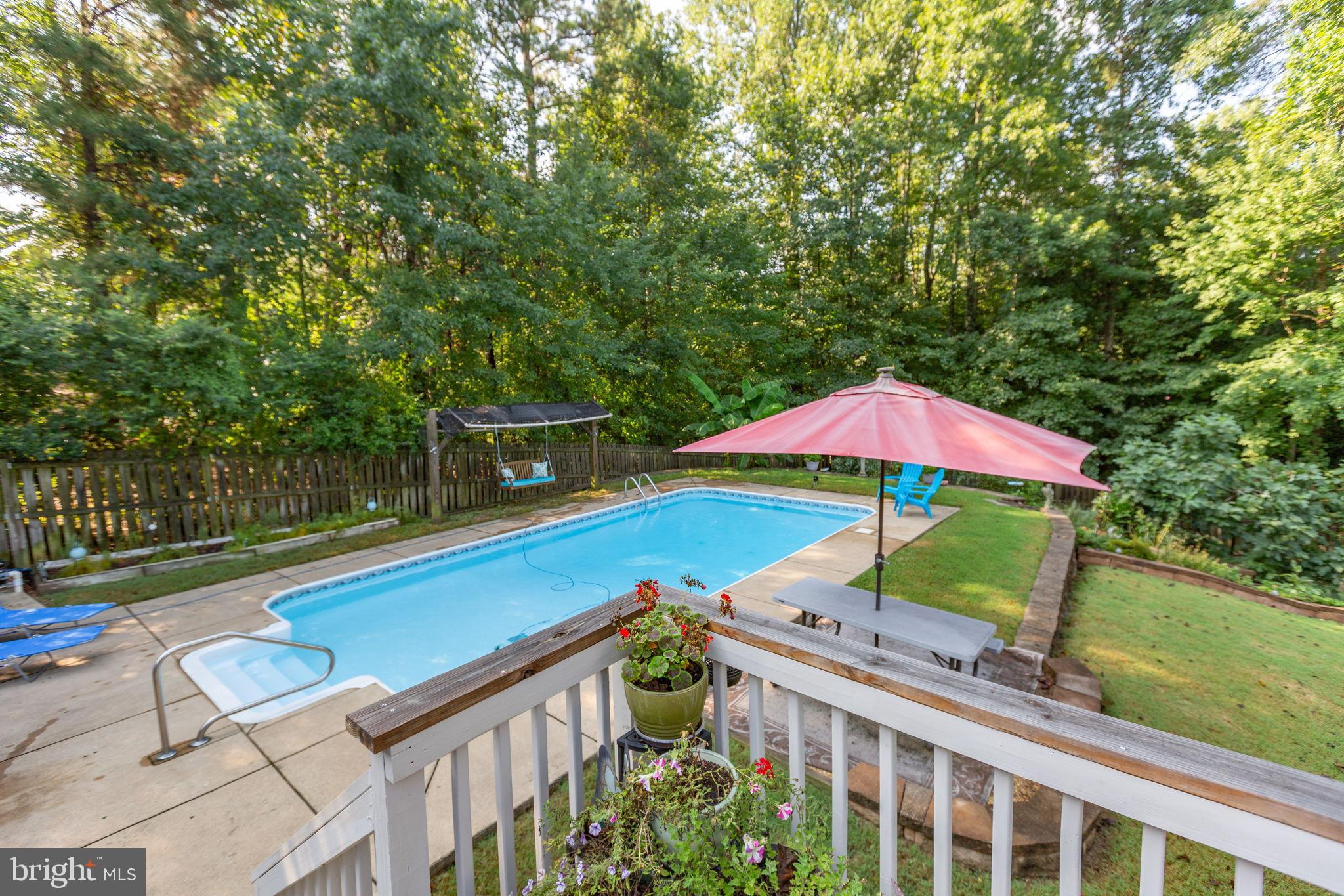 PRESIDENTIAL LAKES - Residential