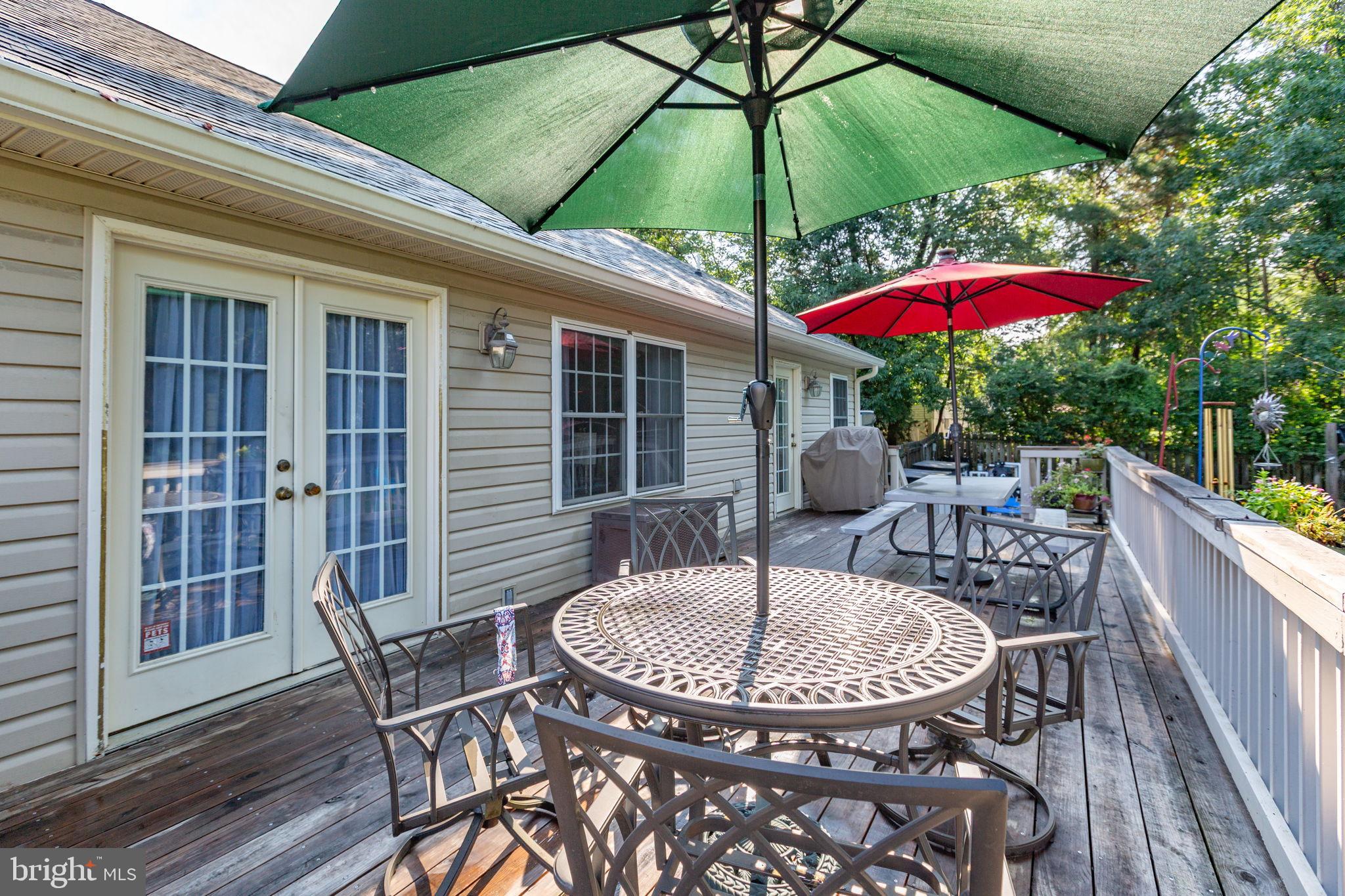 PRESIDENTIAL LAKES - Residential