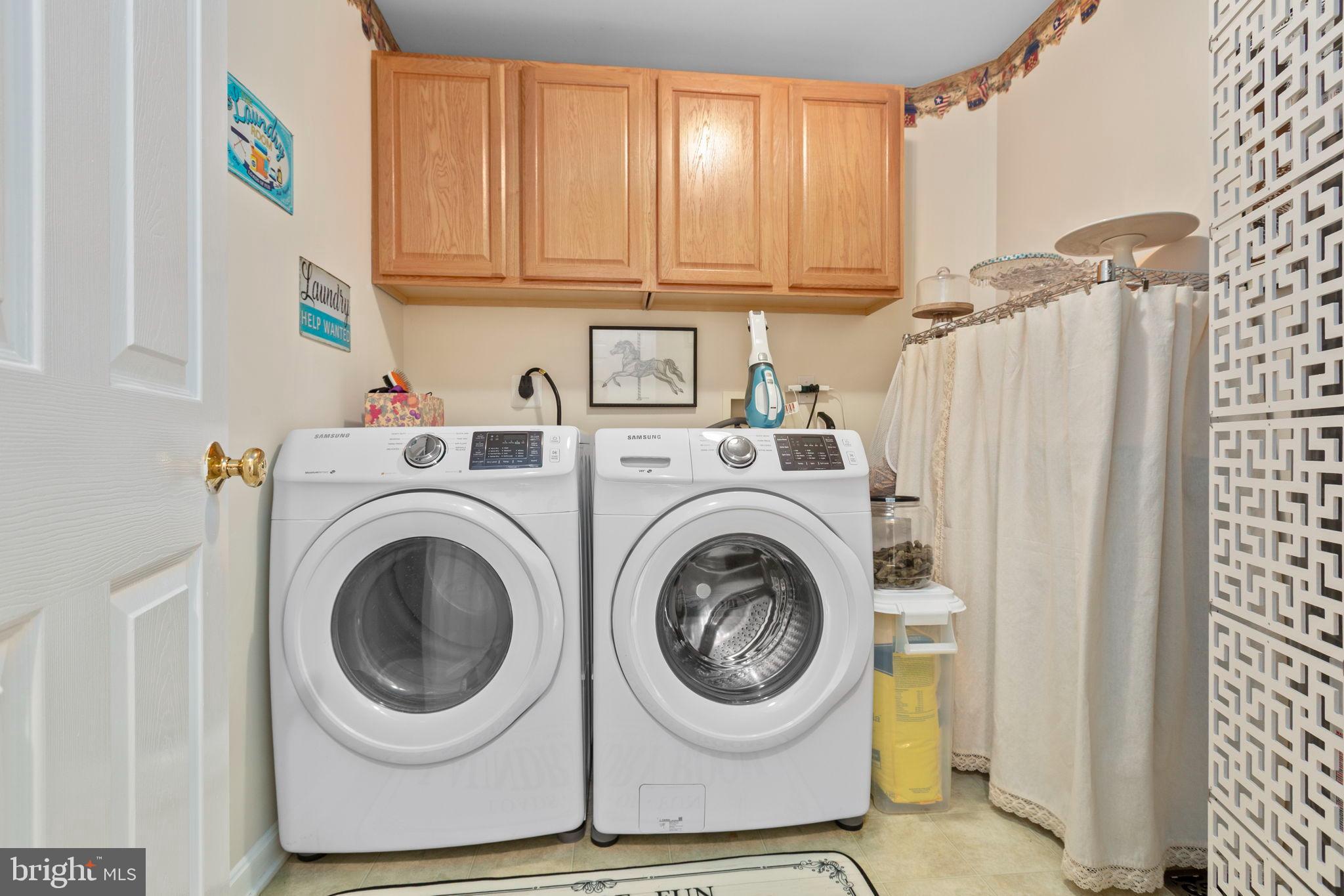 PRESIDENTIAL LAKES - Residential