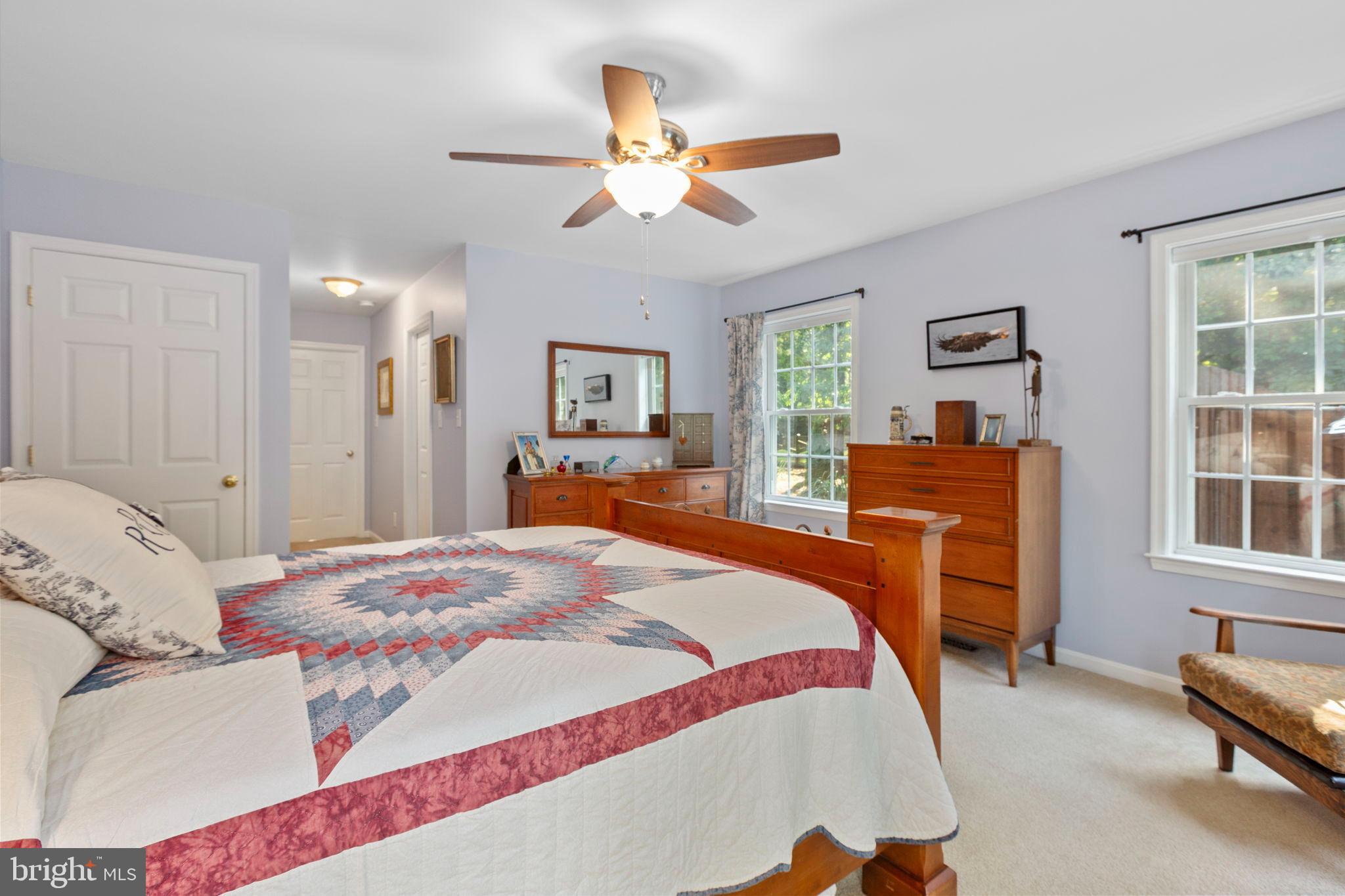 PRESIDENTIAL LAKES - Residential