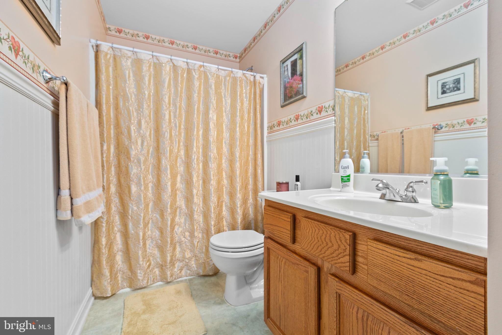 PRESIDENTIAL LAKES - Residential