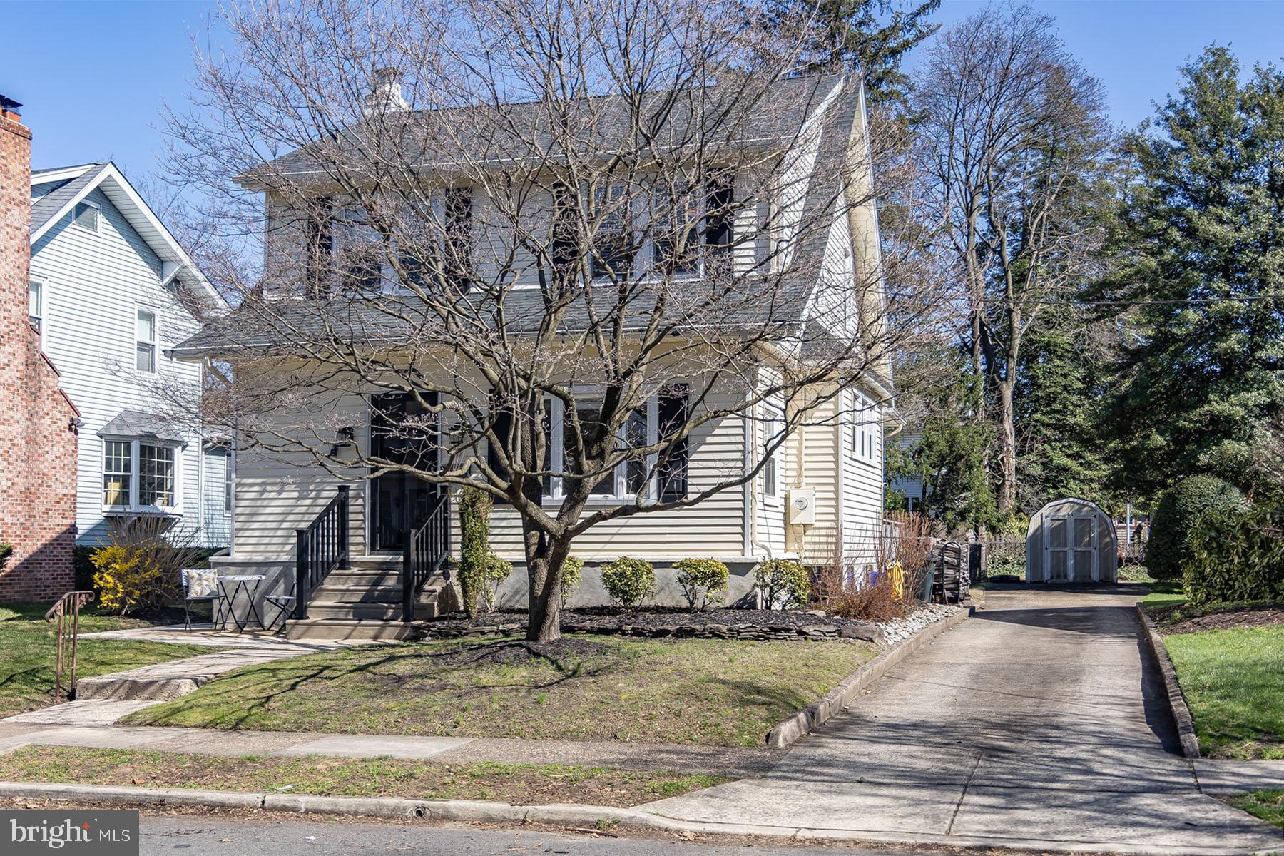 18 E SUMMERFIELD AVENUE