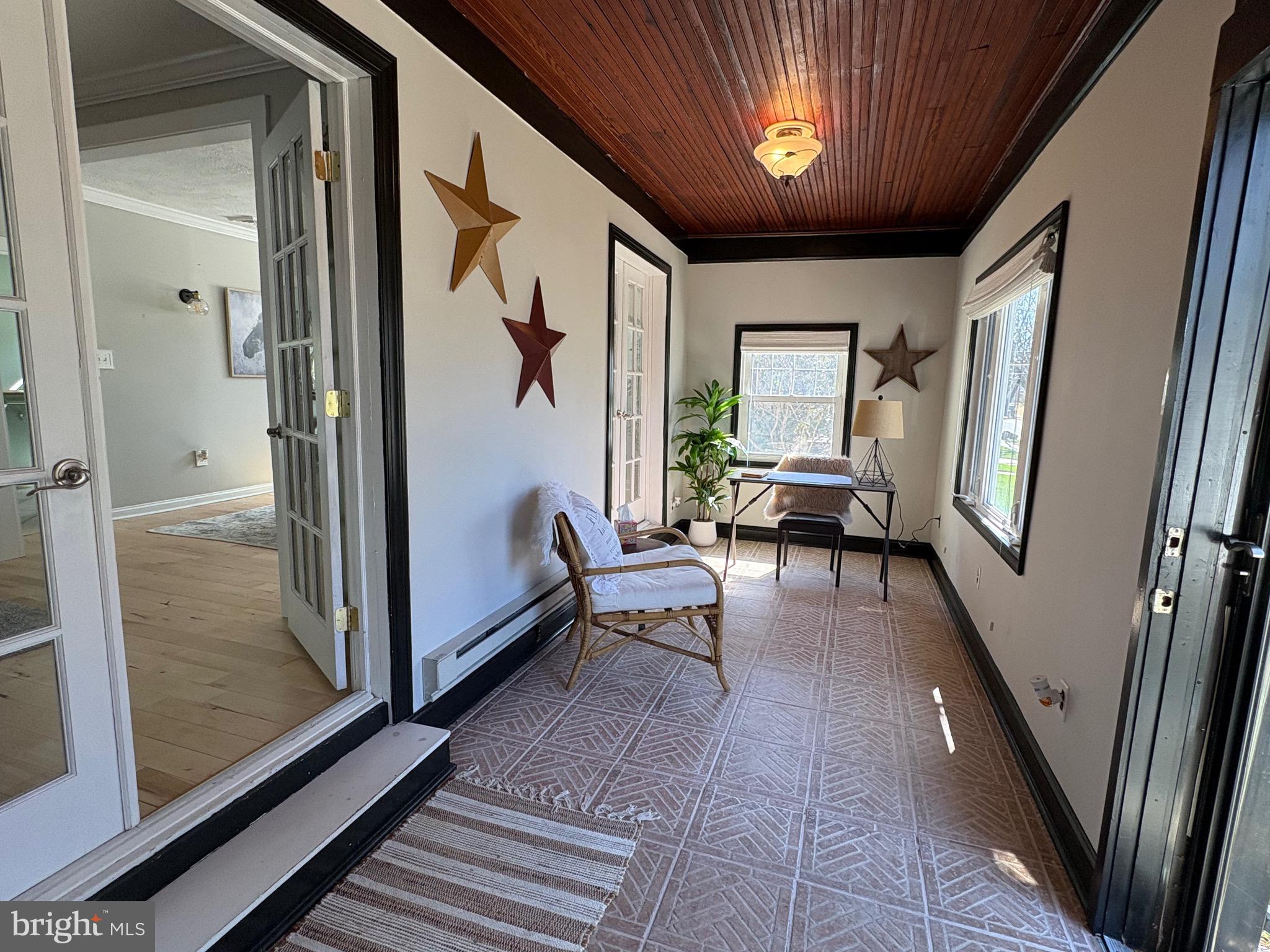 18 E SUMMERFIELD AVENUE