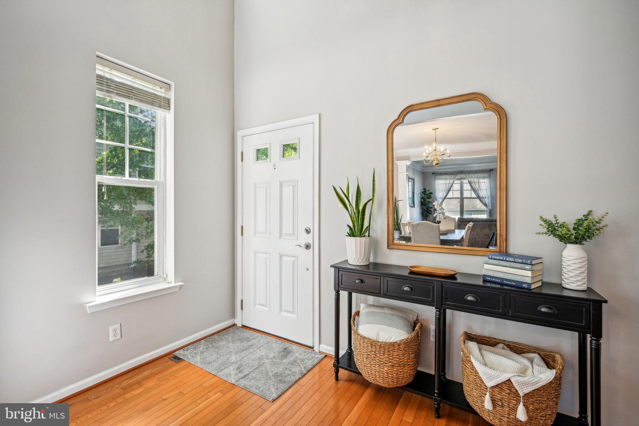 MEWS AT BAILEY STATION - Residential