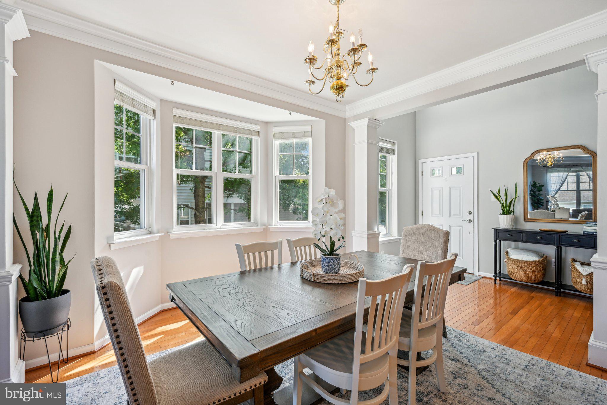 MEWS AT BAILEY STATION - Residential