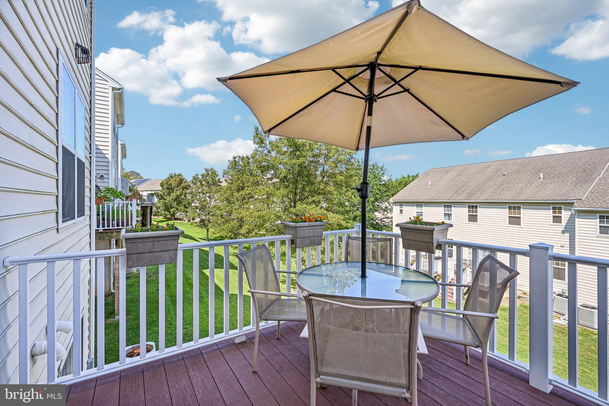MEWS AT BAILEY STATION - Residential