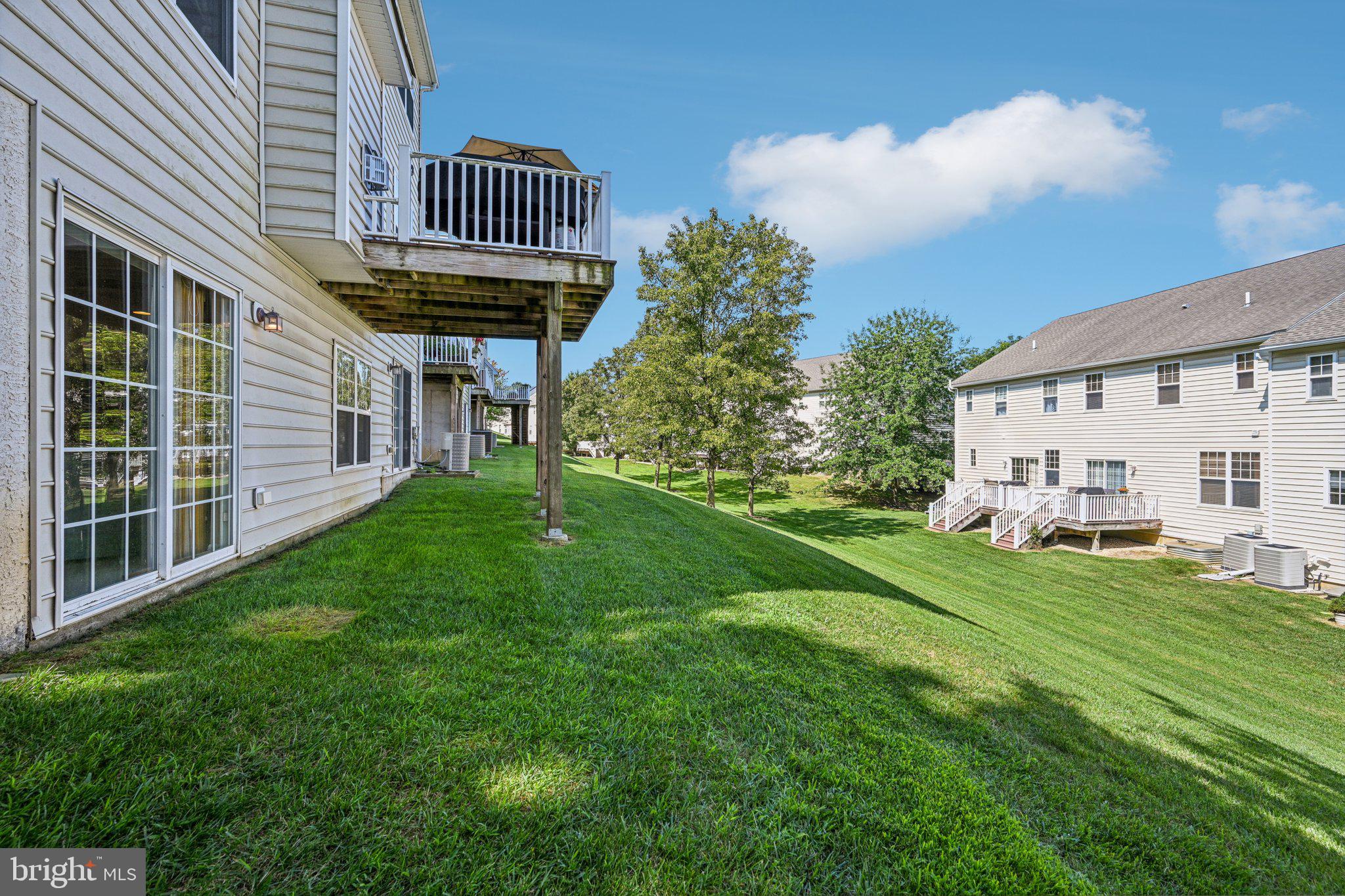 MEWS AT BAILEY STATION - Residential