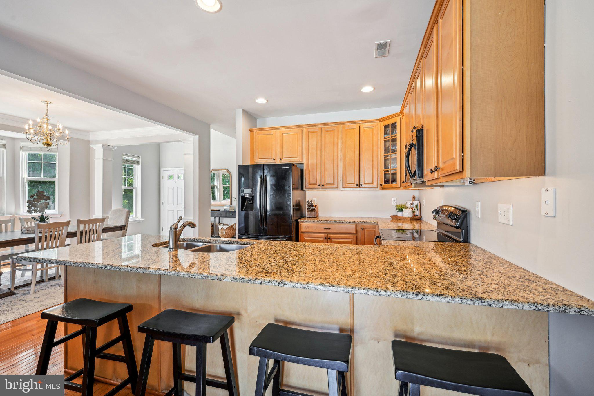 MEWS AT BAILEY STATION - Residential